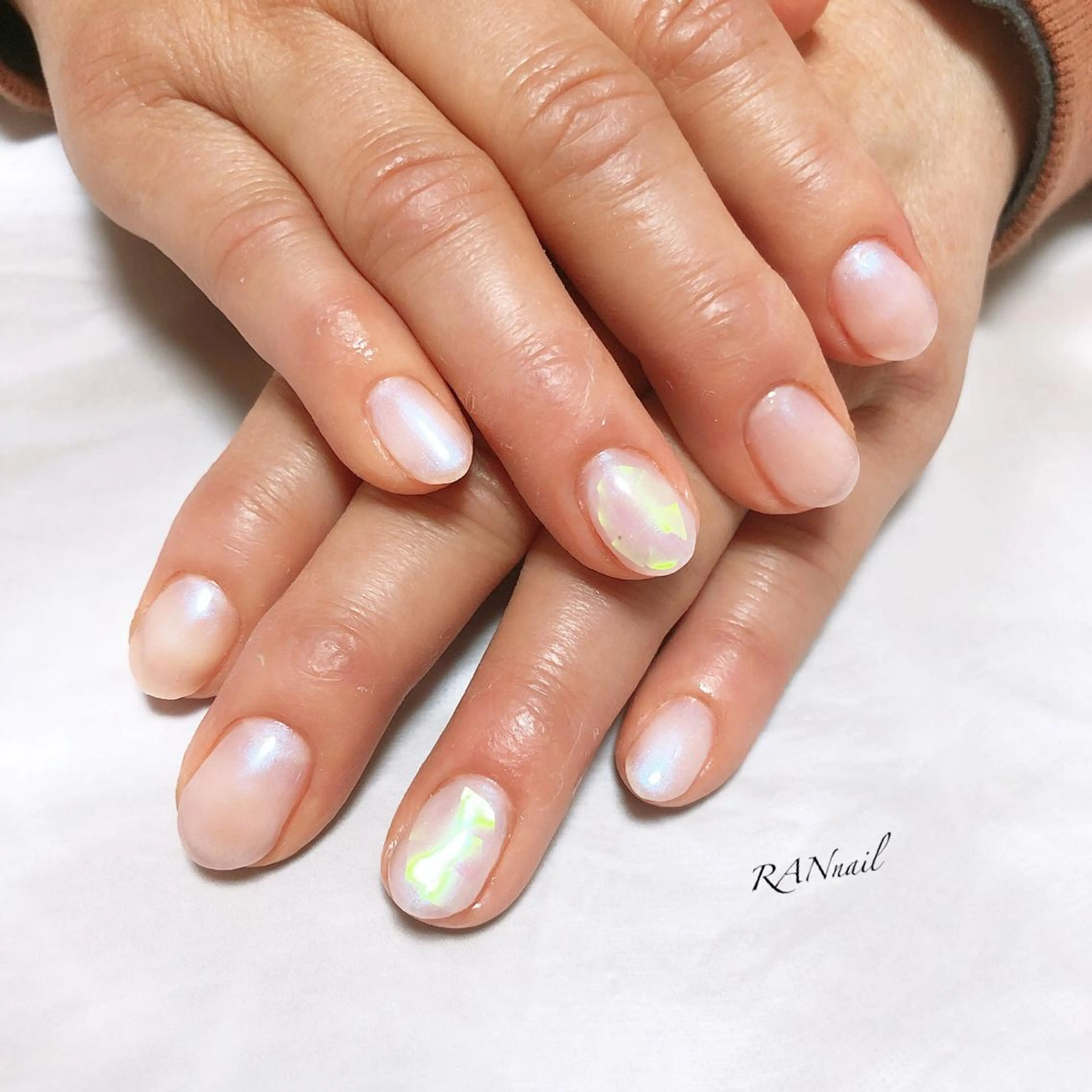 ネイル アートネイル オーロラネイル フットネイル 氷ネイル・うるうるネイル オフィスネイル RAN nailのネイルデザイン