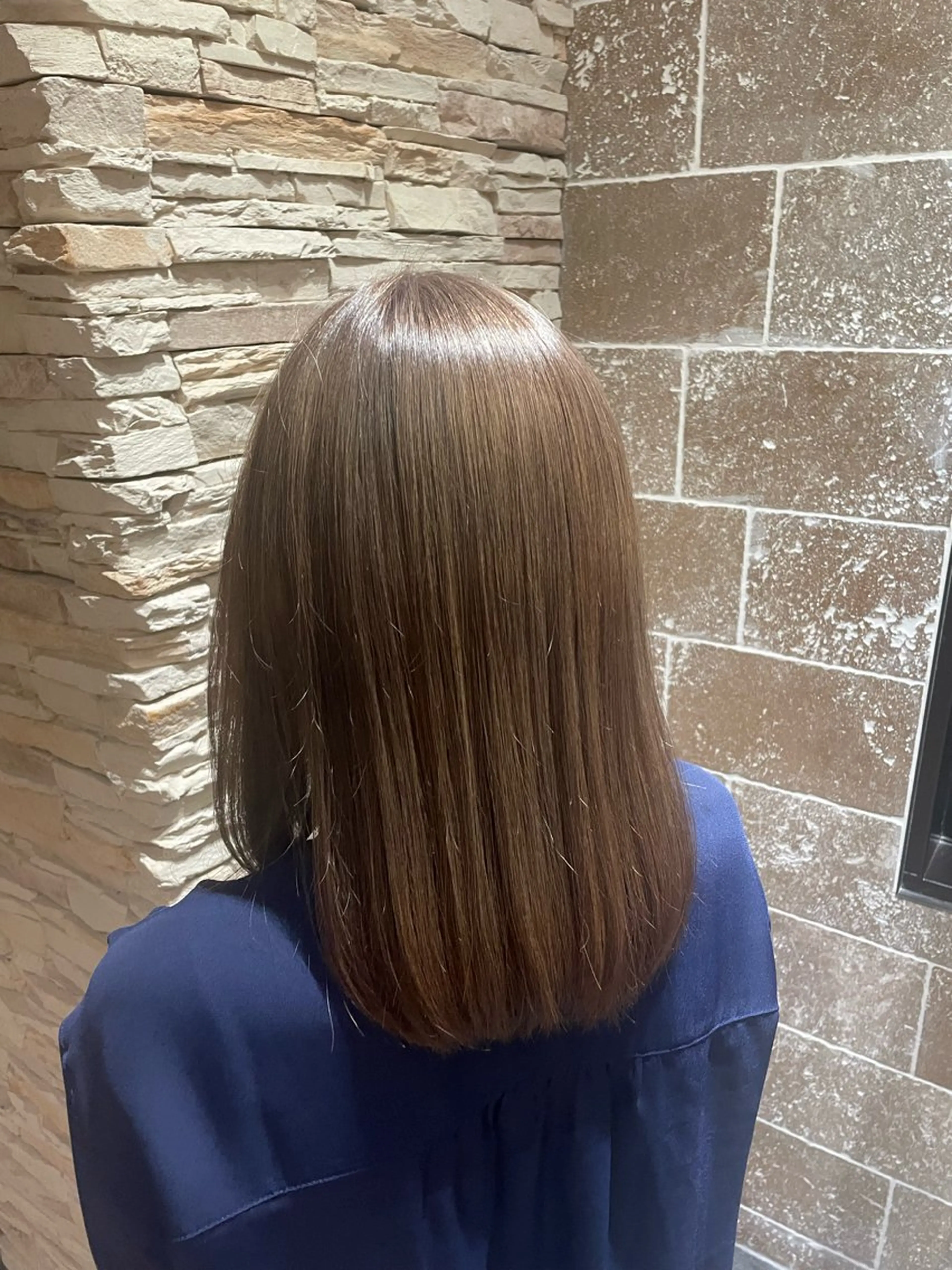 ミディアム カラー MINX 野村実莉 カット/パーマのヘアスタイル