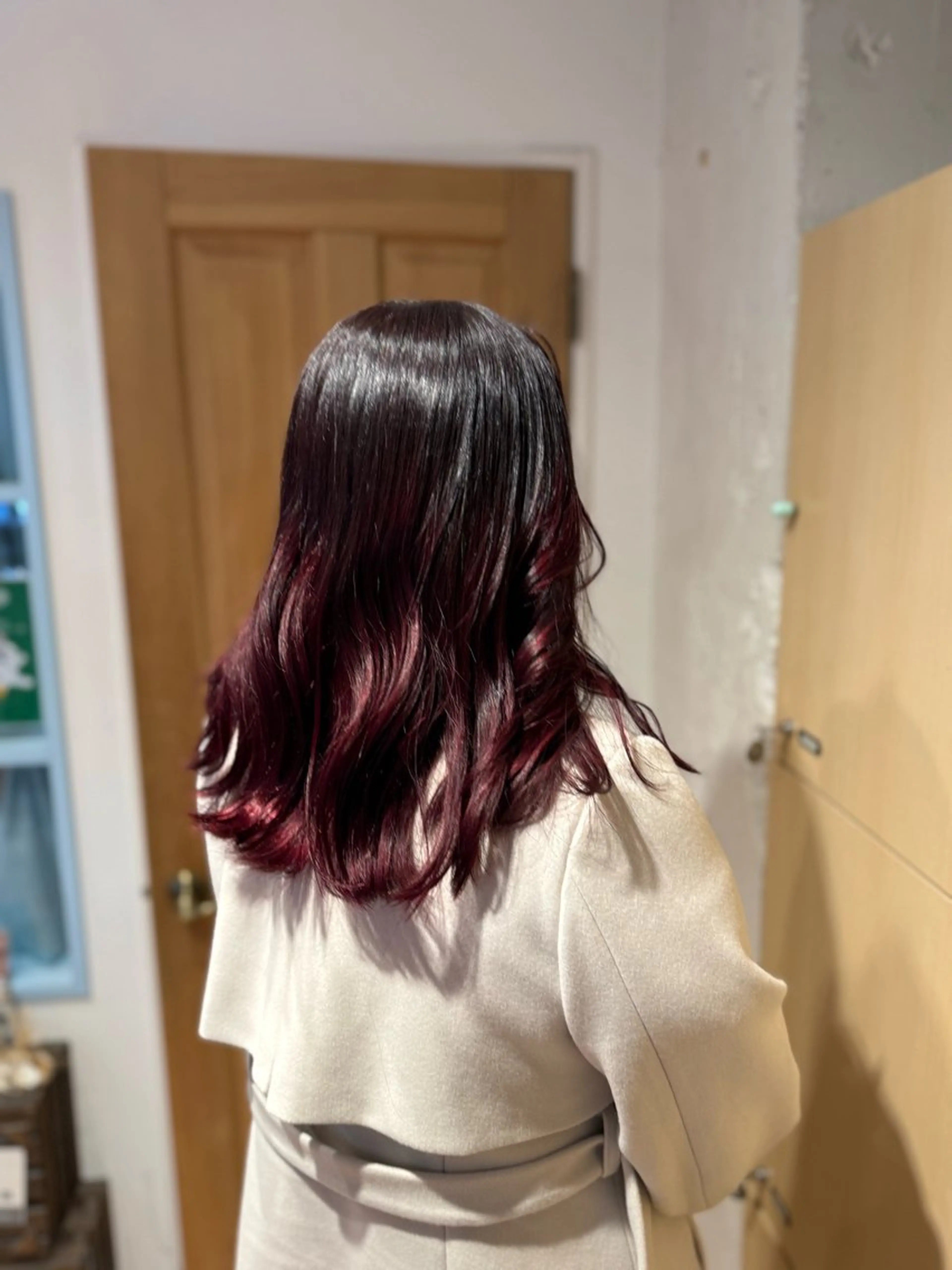 セミロング くらかず あやねのヘアスタイル