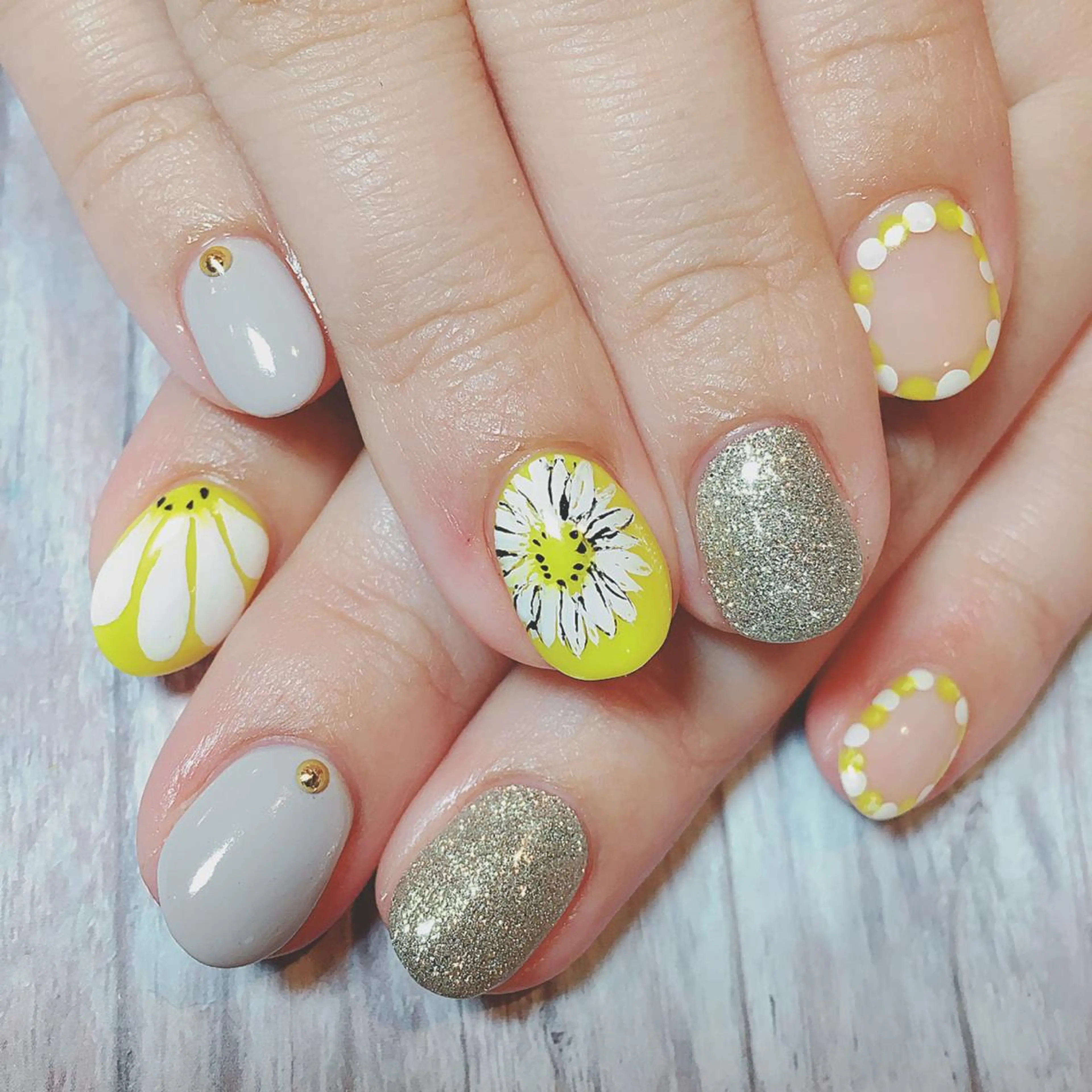 ネイル 森山 舞のネイルデザイン