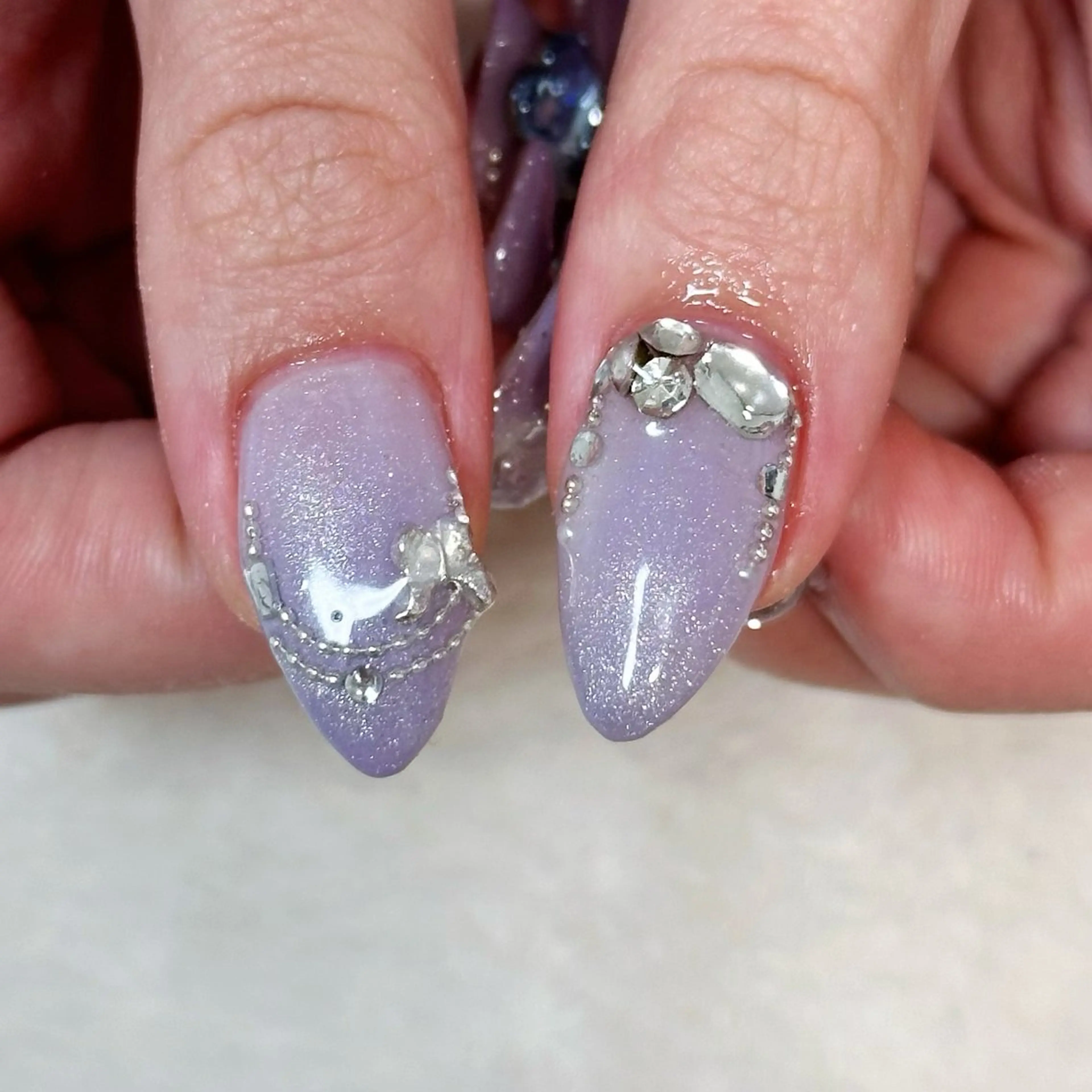 ミディアム yuka ♡のネイルデザイン