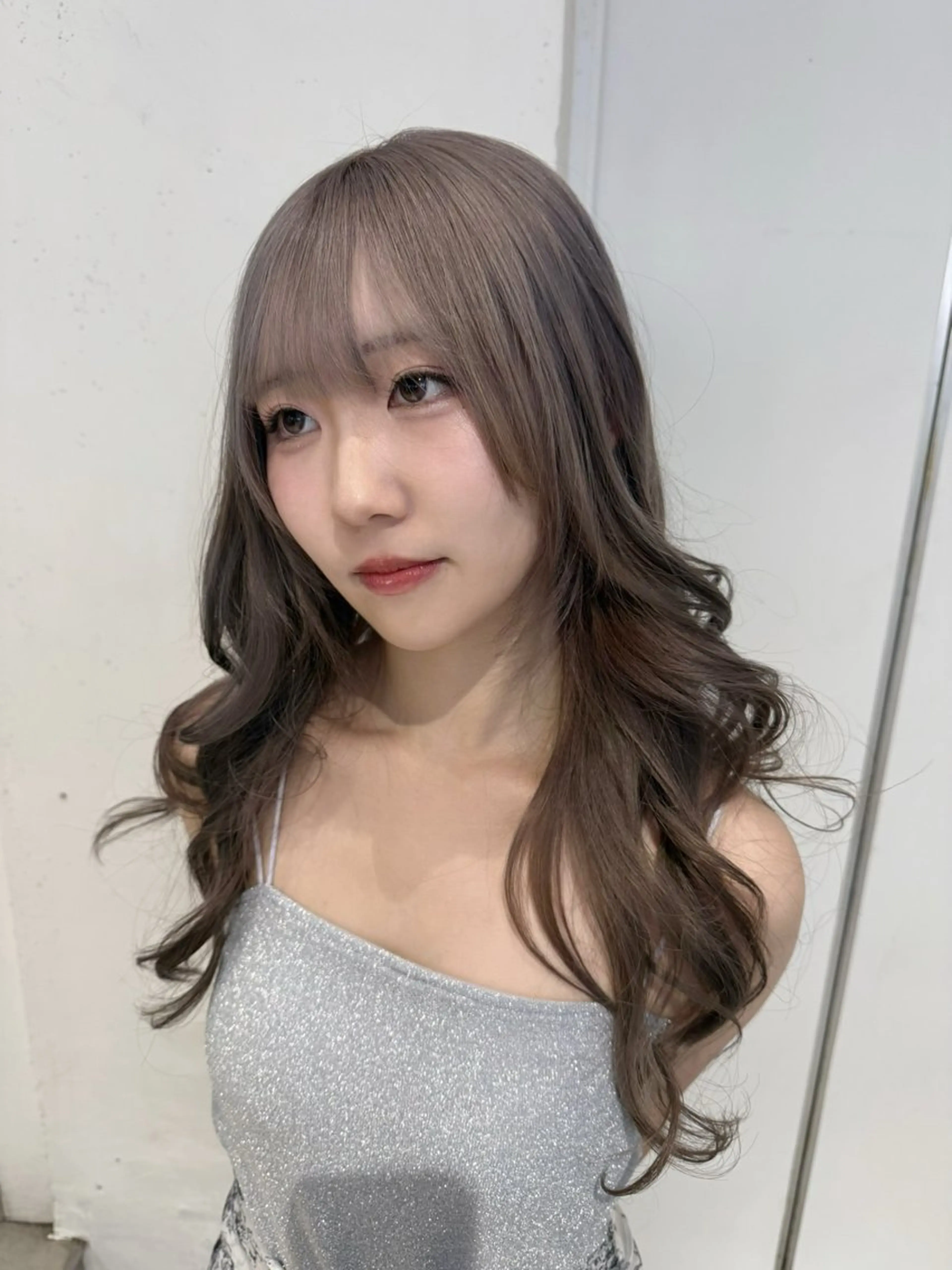 ロング カラー ハイトーン/デザイン 🪐·˚⌖MIHOのヘアスタイル