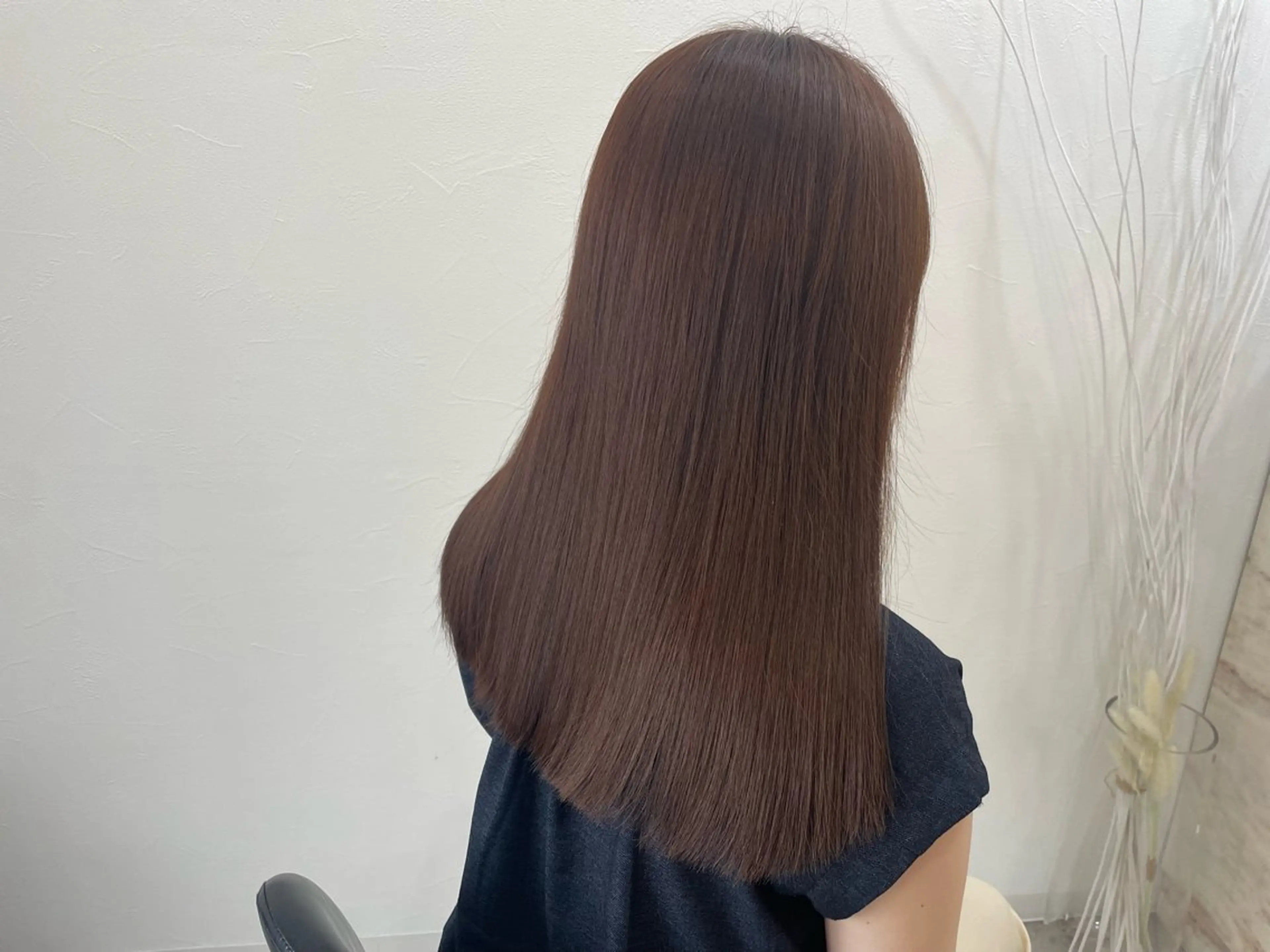 ロング カラー ベージュカラー ブリーチ ブラウンカラー ダブルカラー ラベンダーカラー ヘアカラー 村崎乙華/透明感/ 韓国風/レイヤーのヘアスタイル