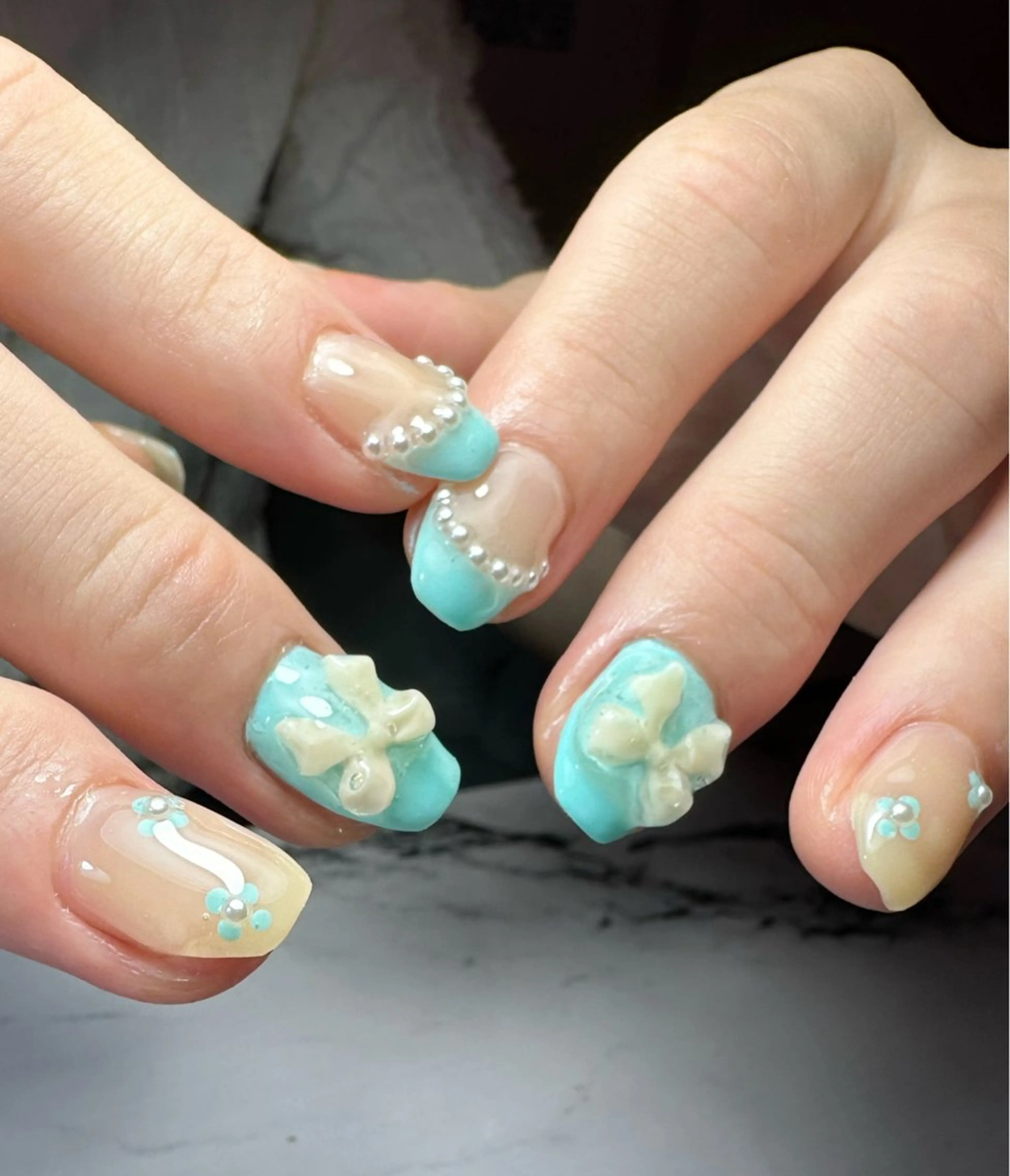 ネイル 新山 聖のネイルデザイン