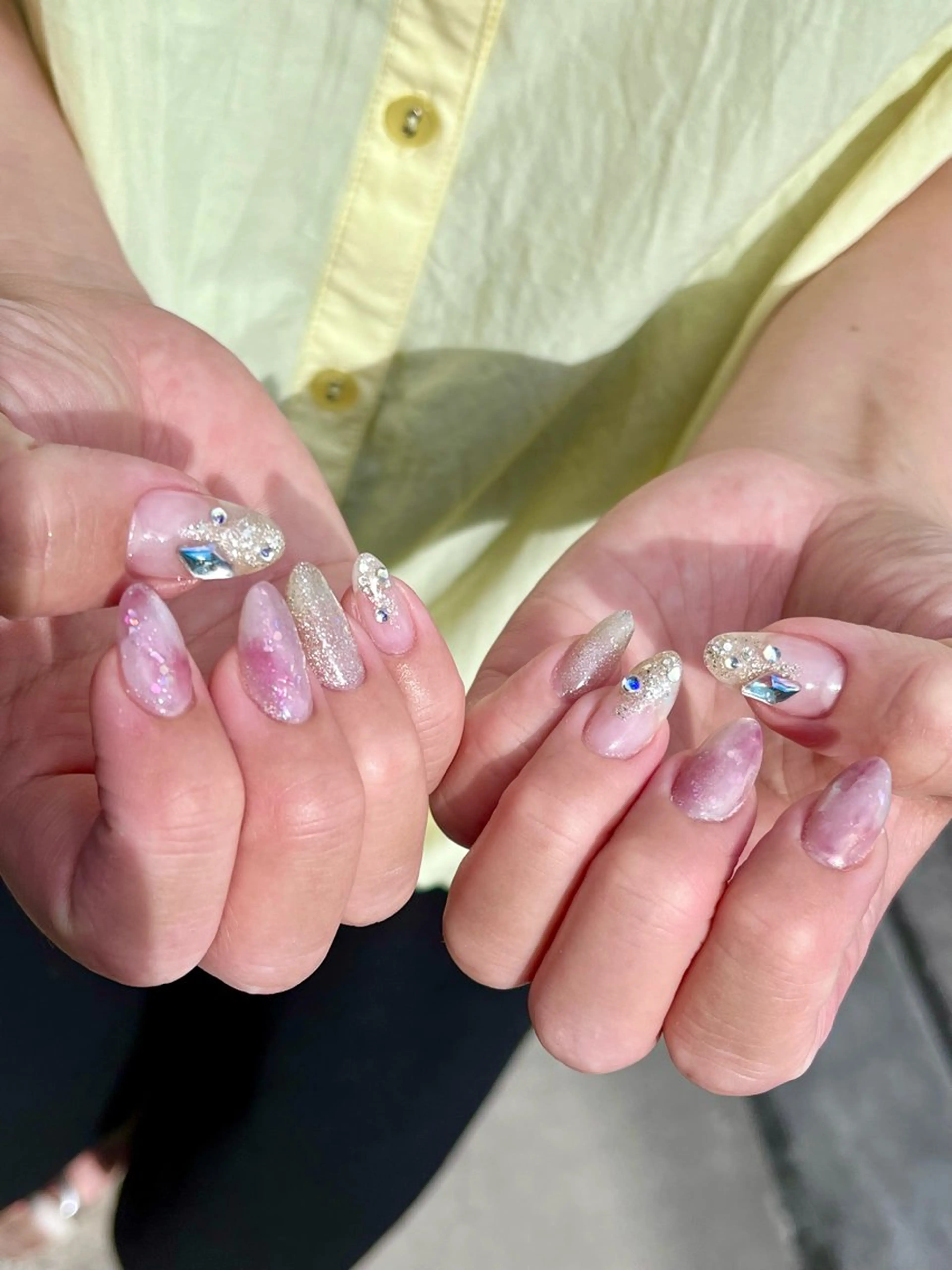 ネイル 丹野 奈菜のネイルデザイン