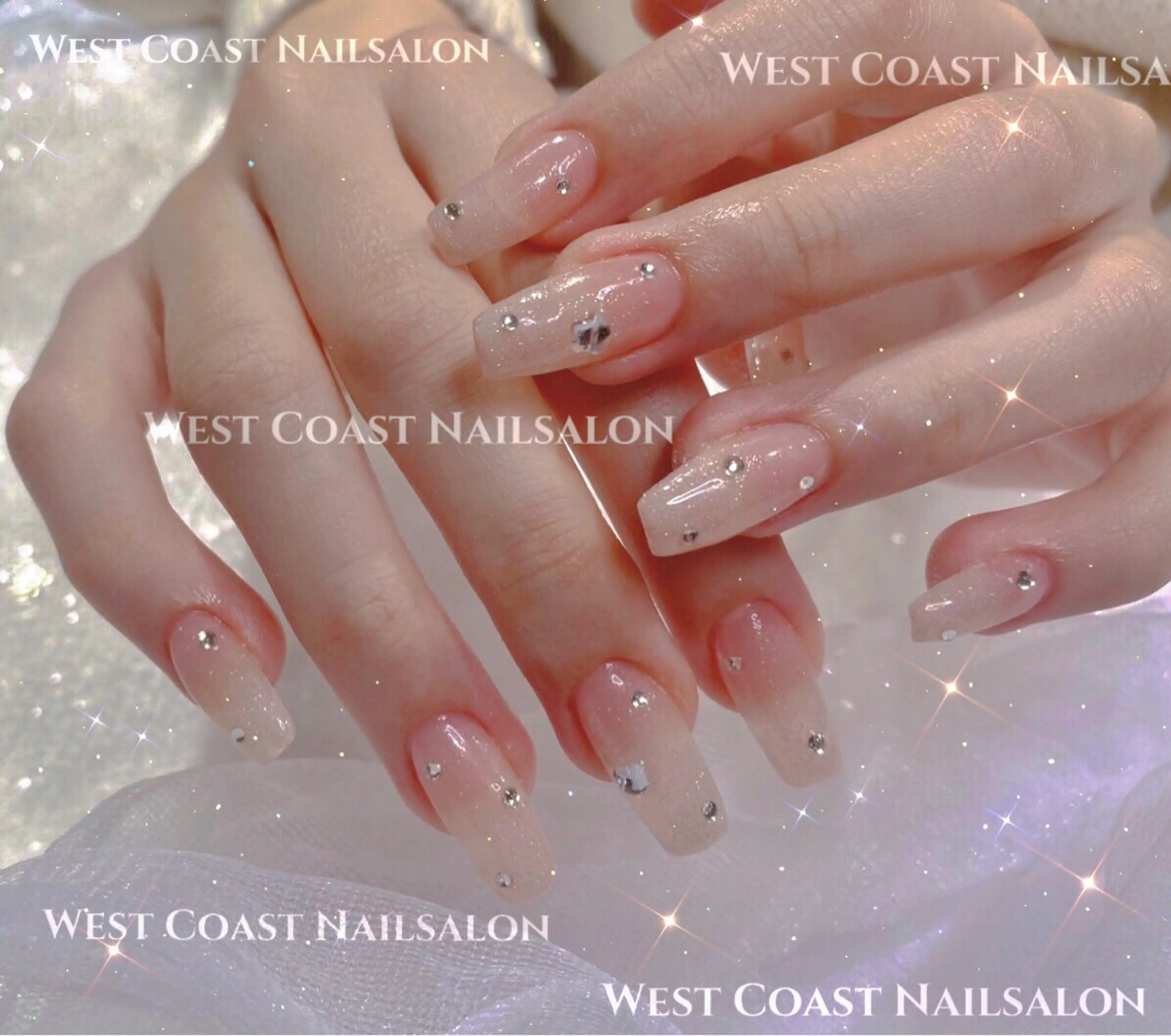 ネイル ハンドネイル リボン、ガーリー パーツ放題専門店のネイルデザイン