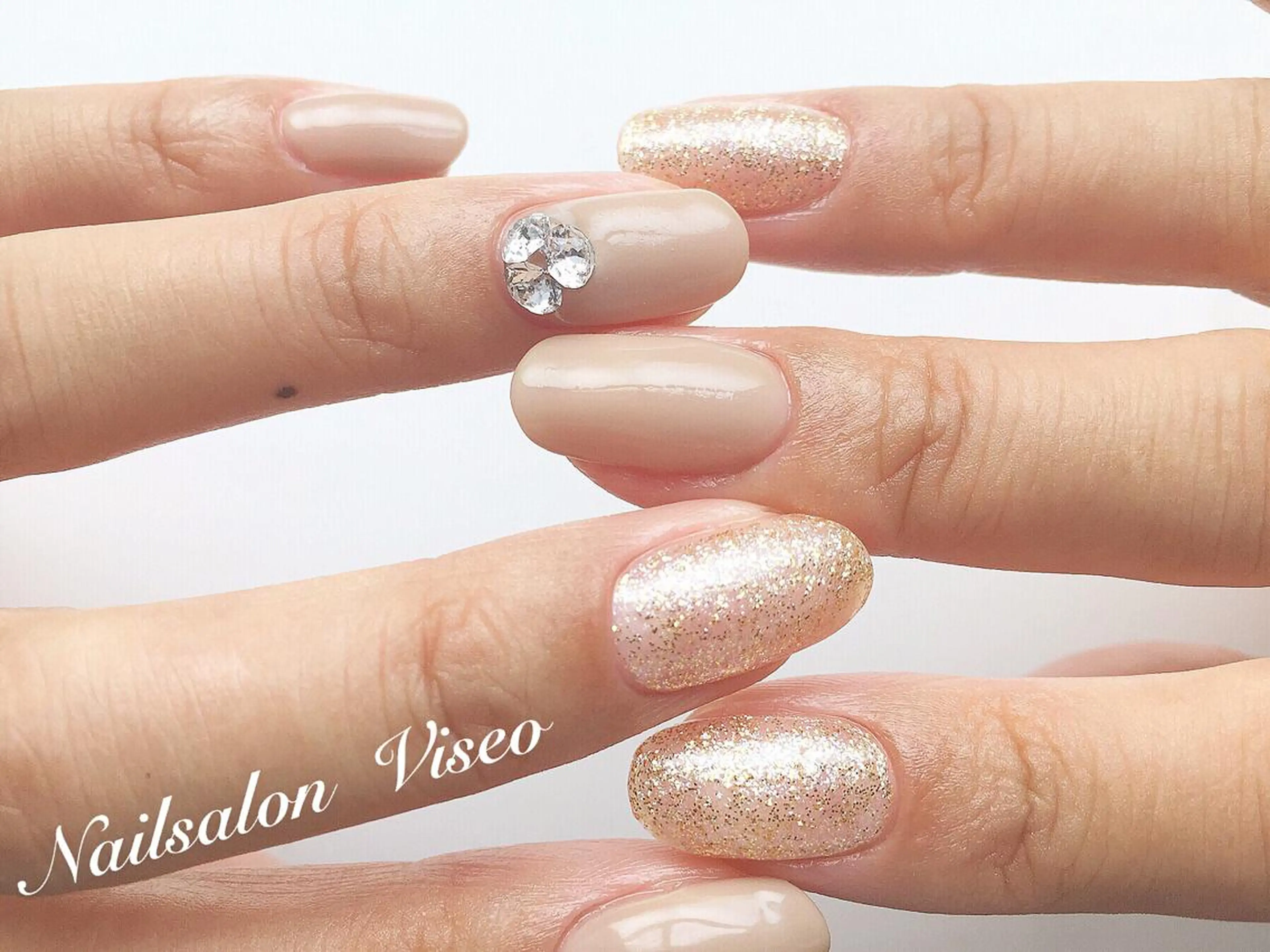 ネイル Viseo《6週間 長持ちパラジェル》のネイルデザイン