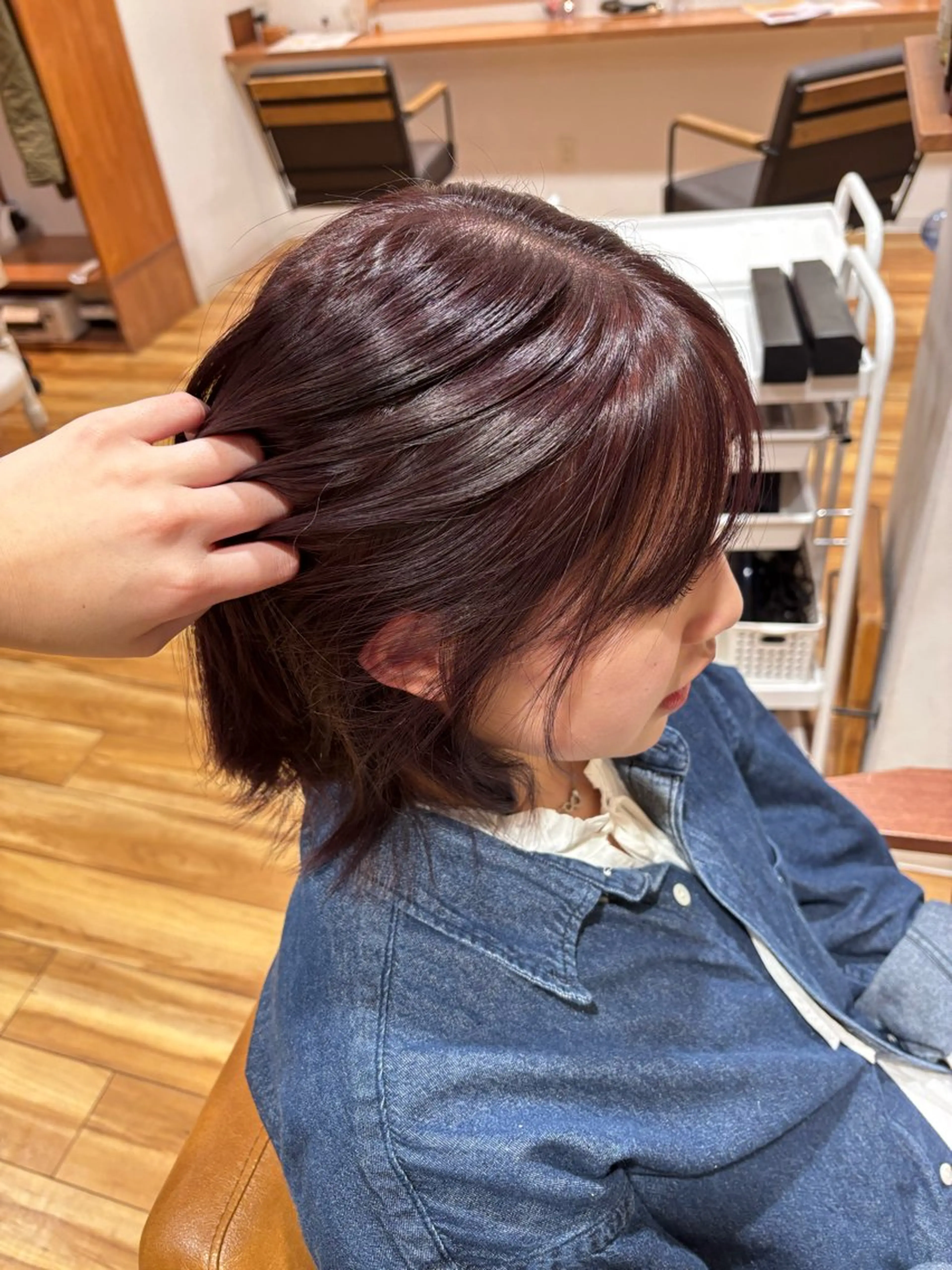ミディアム カット ヘアカラー トリートメント 阿部 楓のヘアスタイル