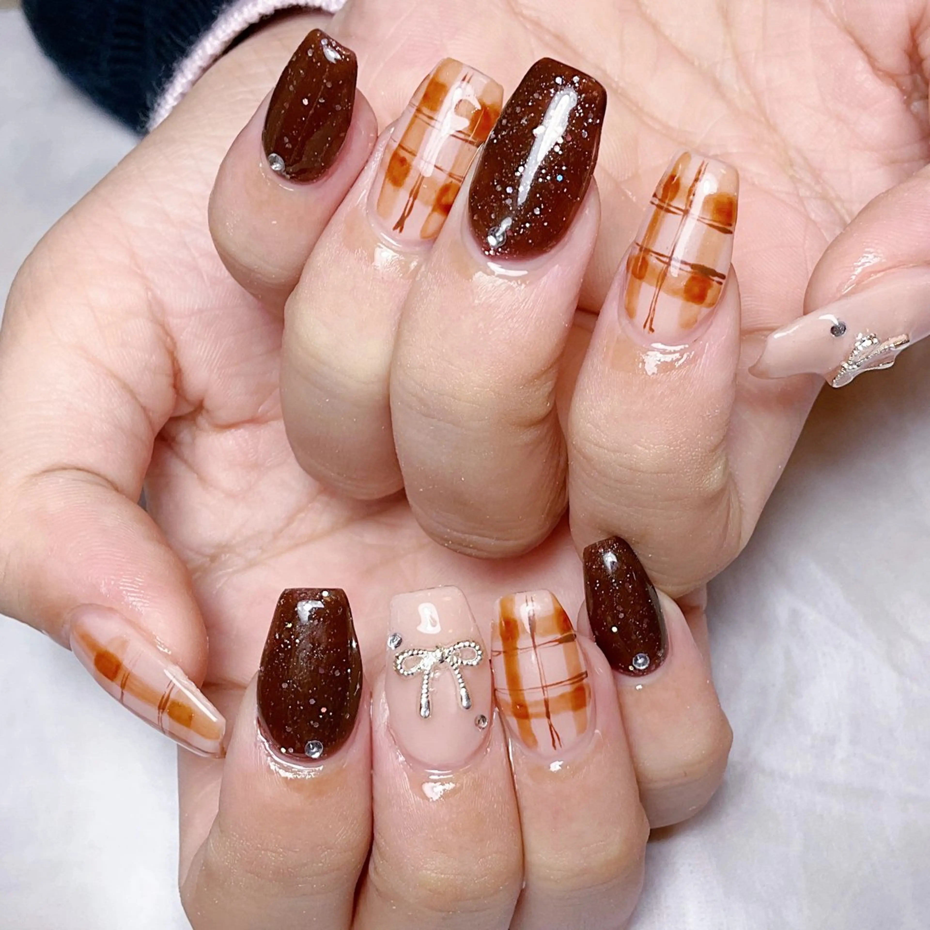 ネイル ハンドネイル 🍭Yun nail hyejin🌸のネイルデザイン