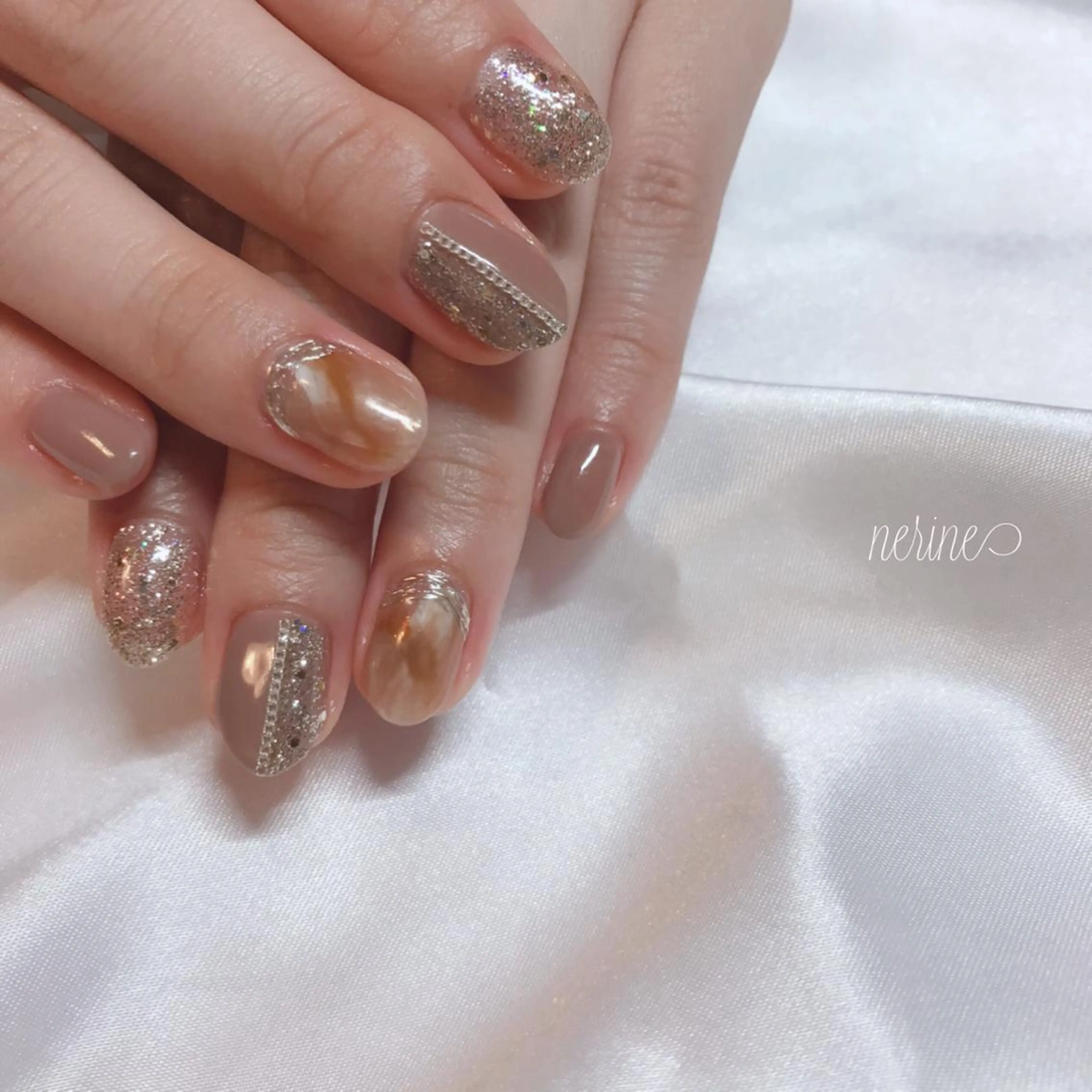 ネイル NAILST Naomiのネイルデザイン