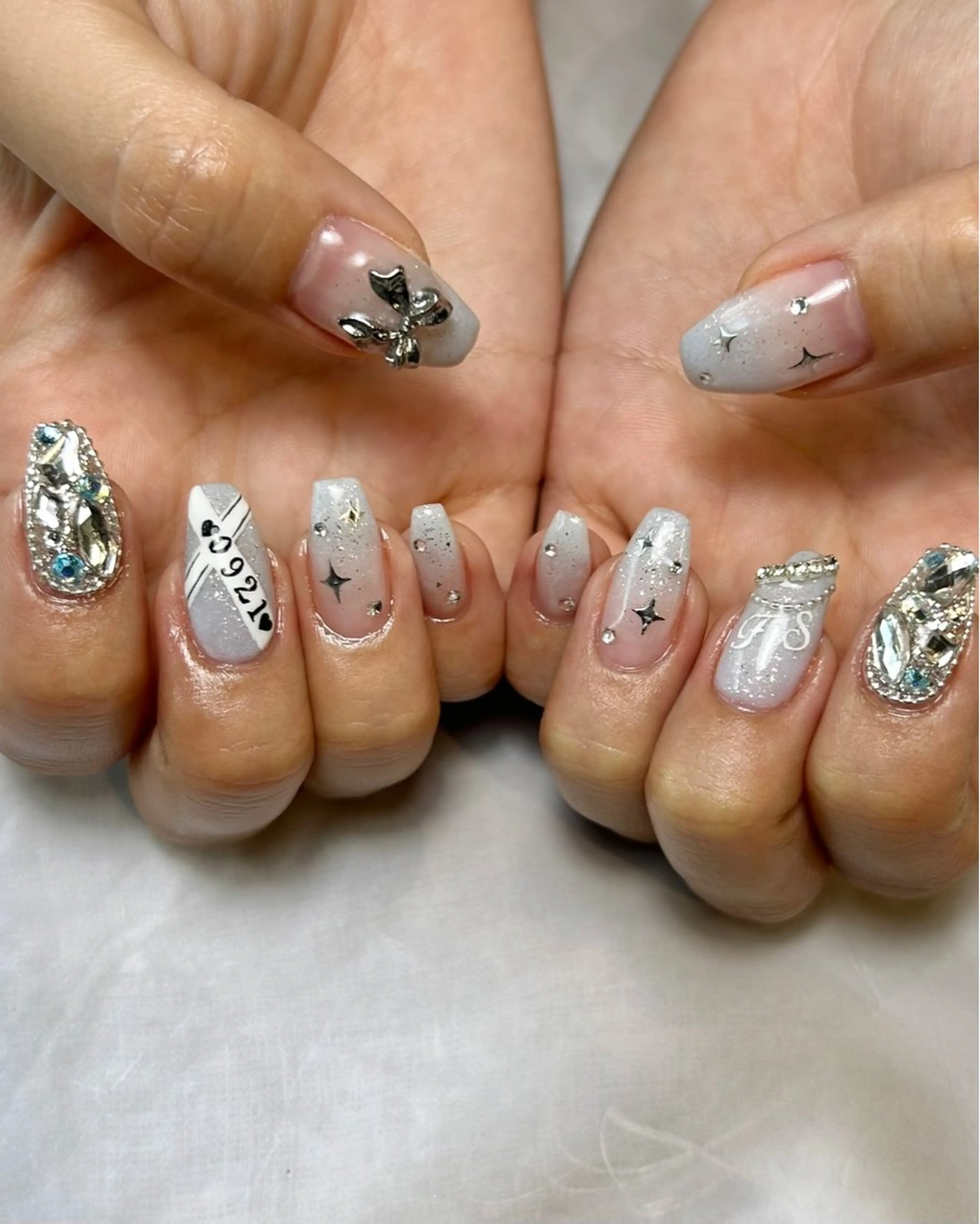 ネイル キラキラネイル 持ち込み ハンドネイル Reflection marikoのネイルデザイン