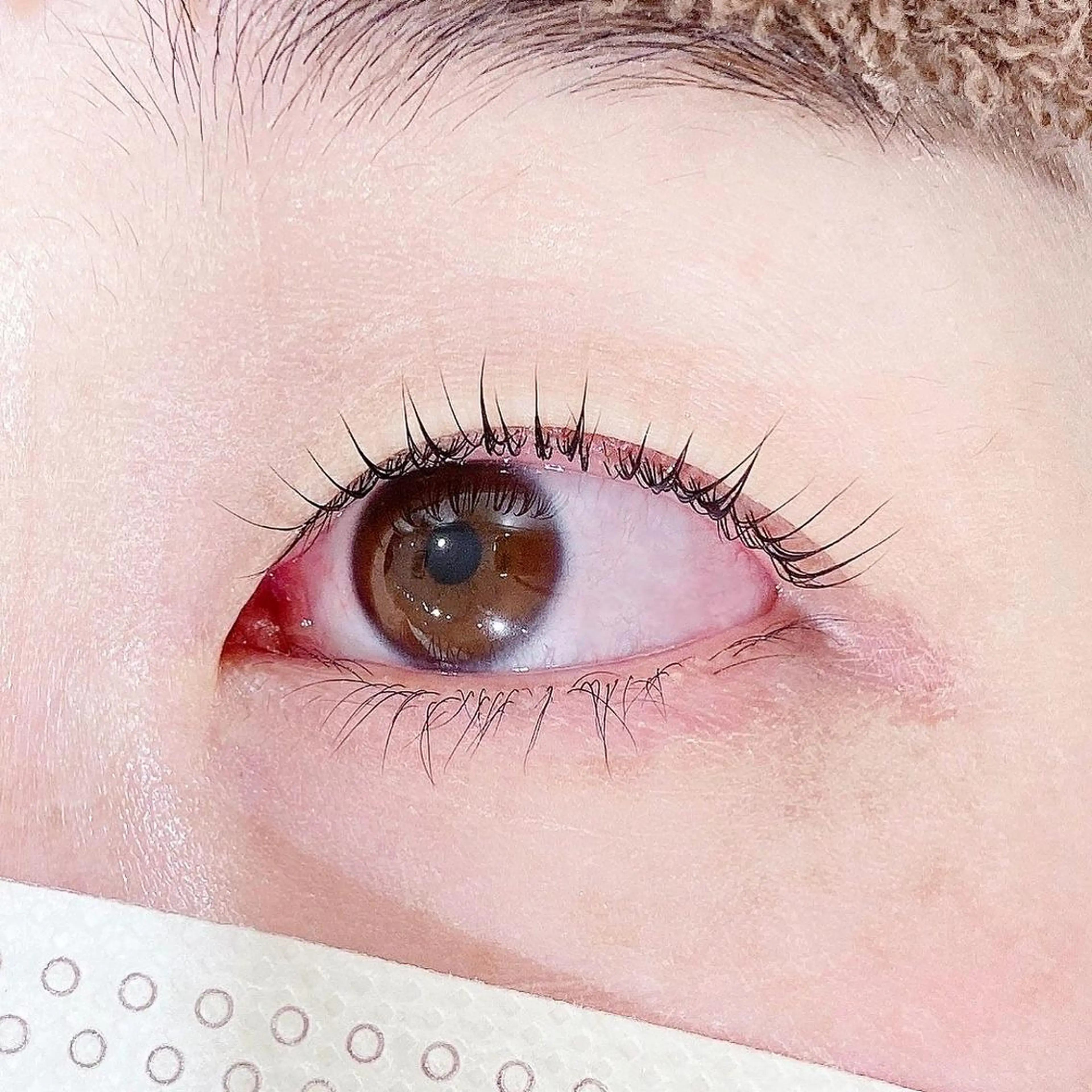 マツエク・マツパ 曲がる縮毛矯正 LIBER 　岩名のヘアスタイル