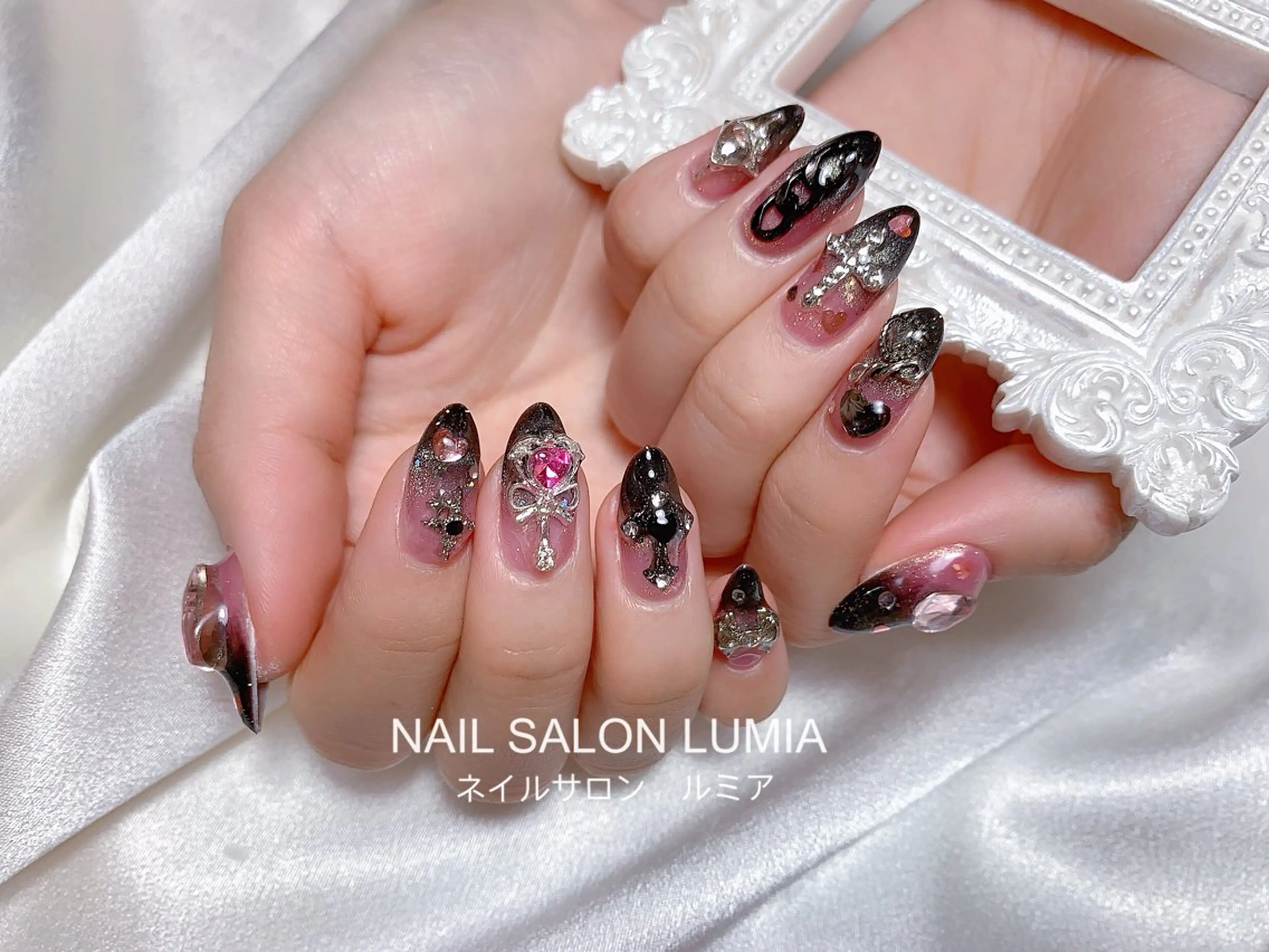 ネイル ハンドネイル ネイルサロン ルミア Lumia 店長のネイルデザイン