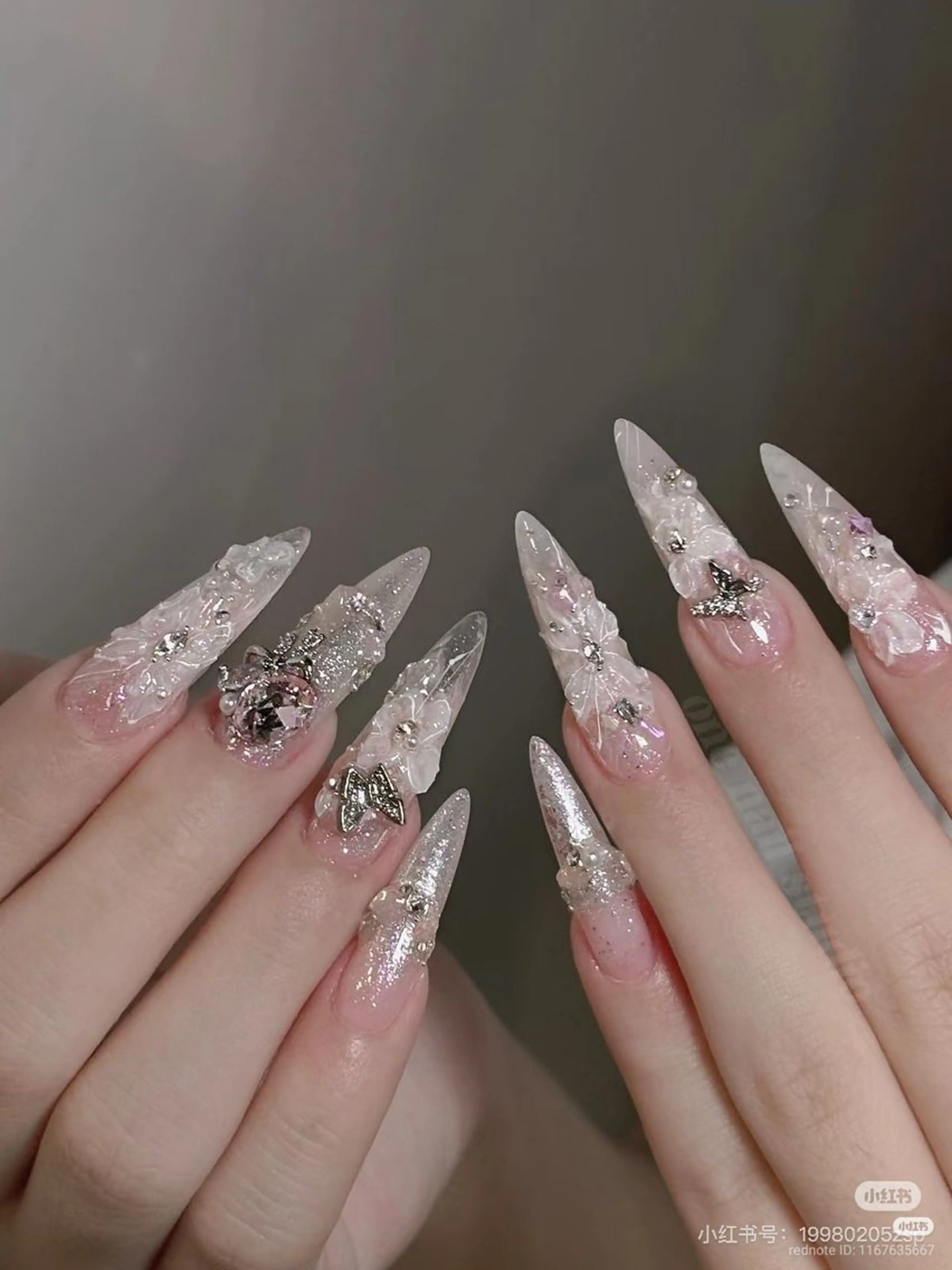 ネイル HARA Nailsのネイルデザイン
