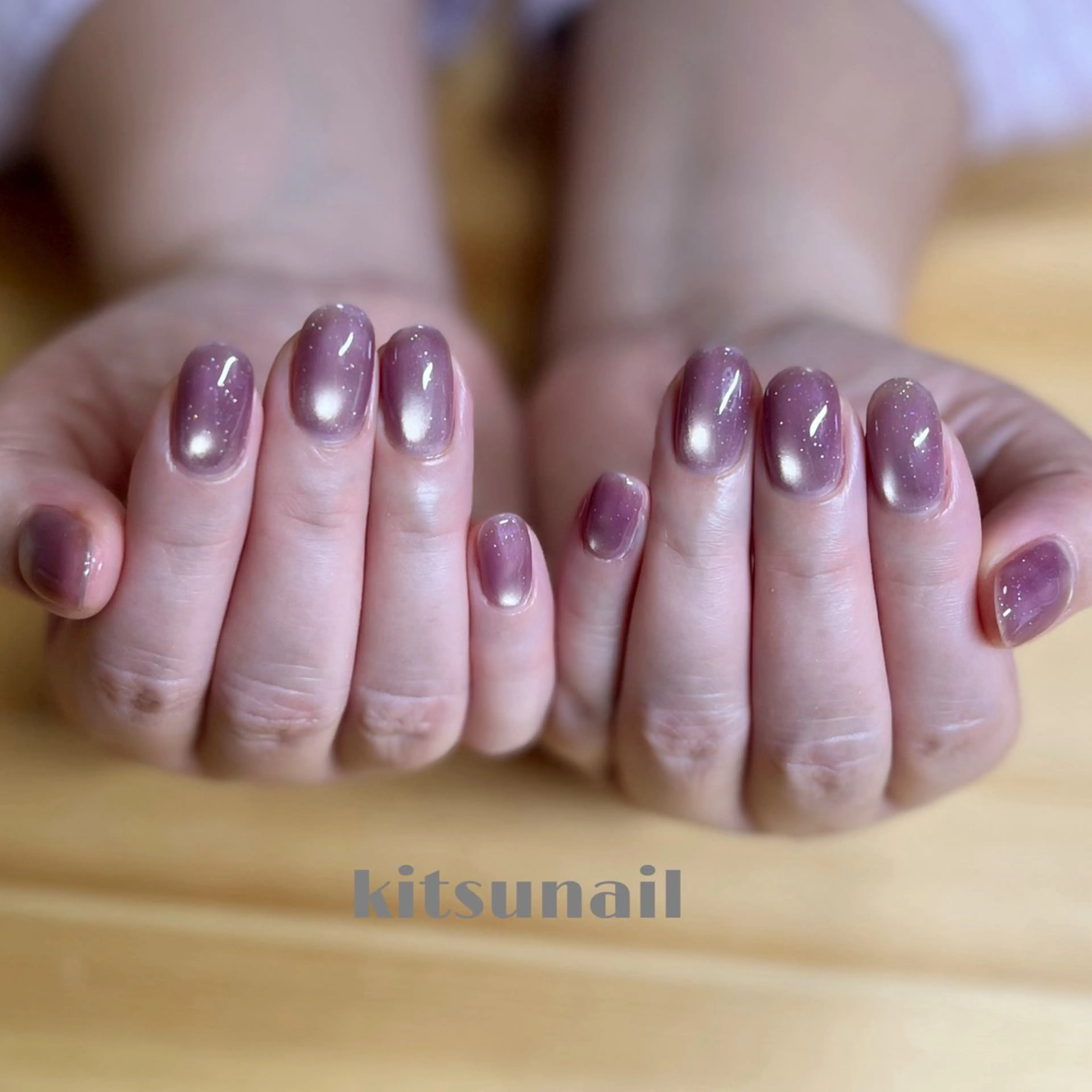 ネイル マグネットネイル ネイルサロン kitsunailのネイルデザイン