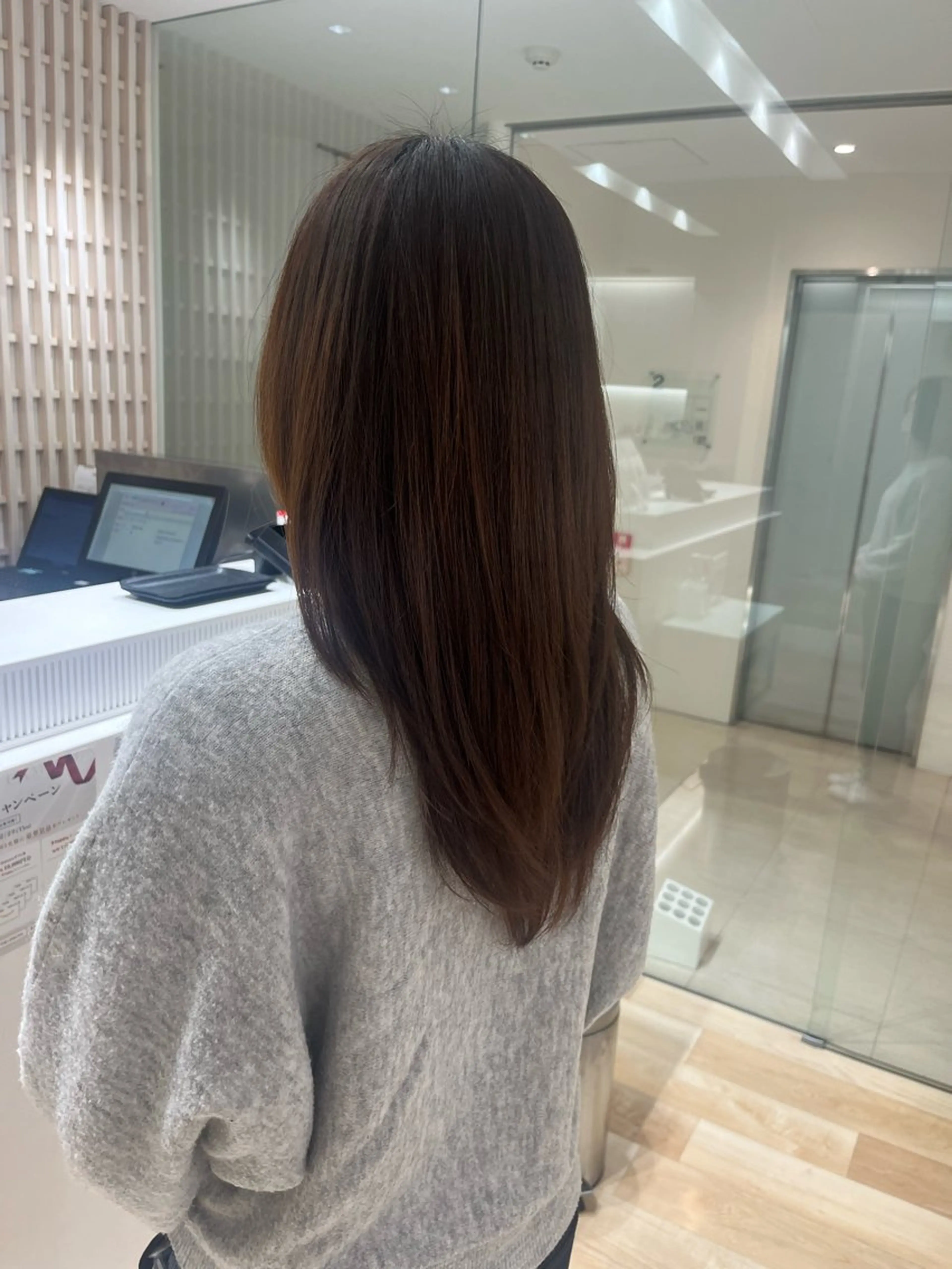 ロング ハイレイヤー レイヤーカット 大人かわいい lobec/田代のヘアスタイル