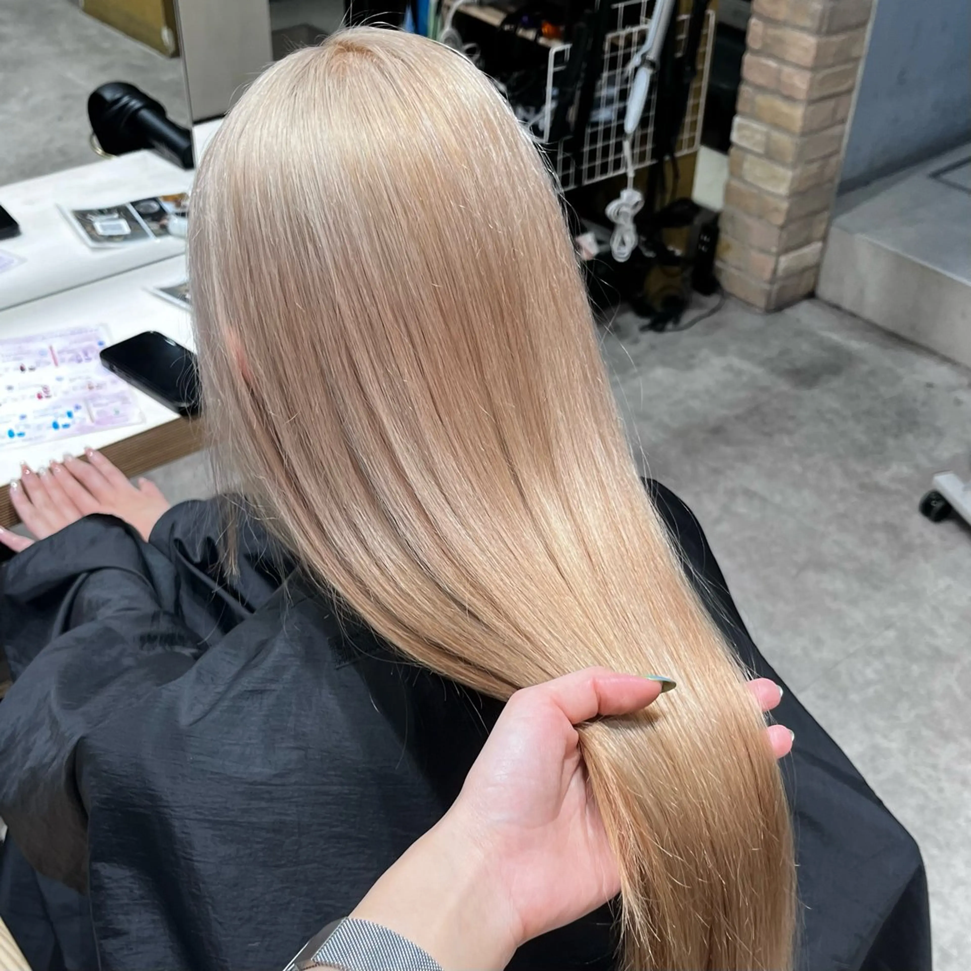 ロング カラー ヘアカラー トリートメント 🩶レイナ🩶 color/nailのヘアスタイル