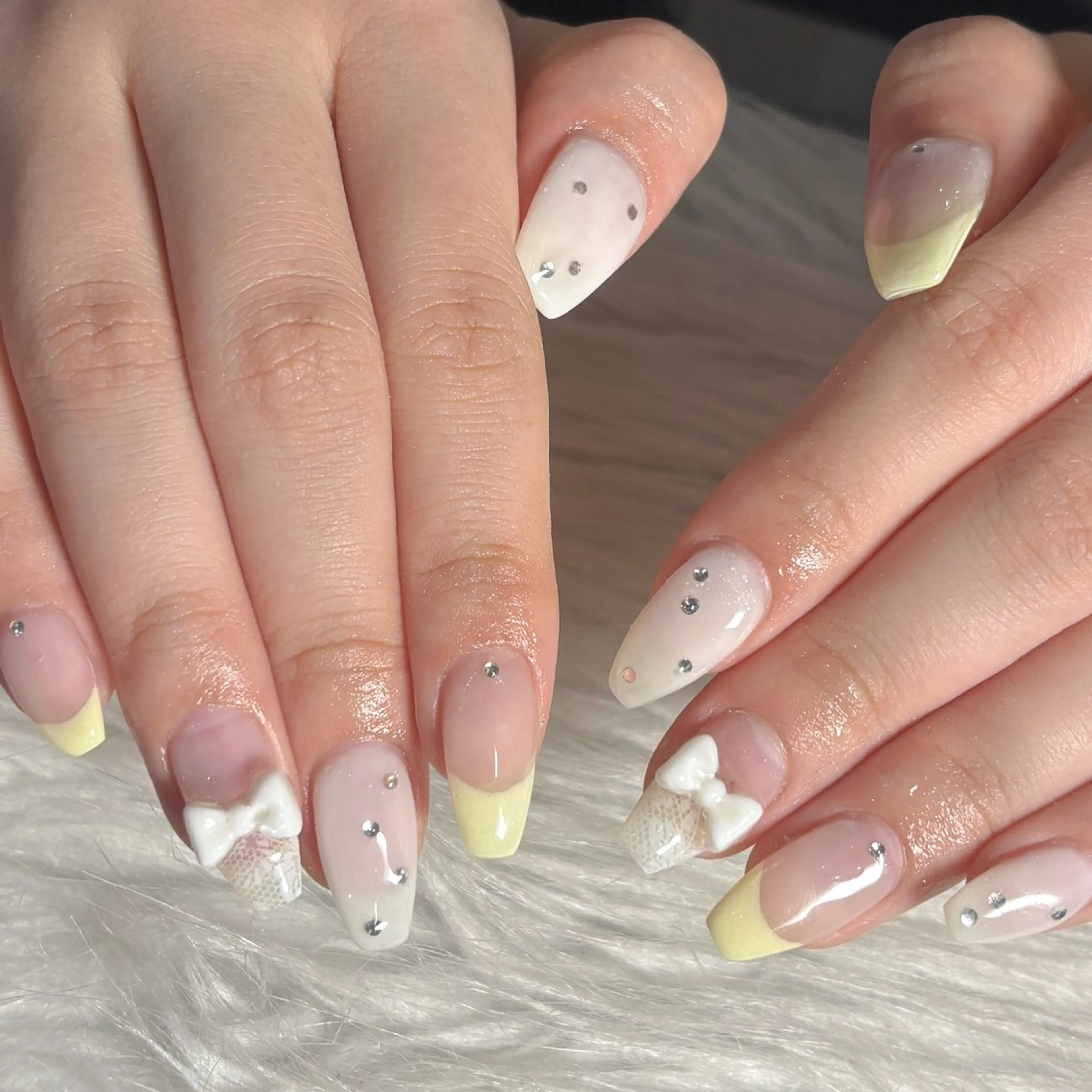 ネイル ハンドネイル LAVISH manaのネイルデザイン