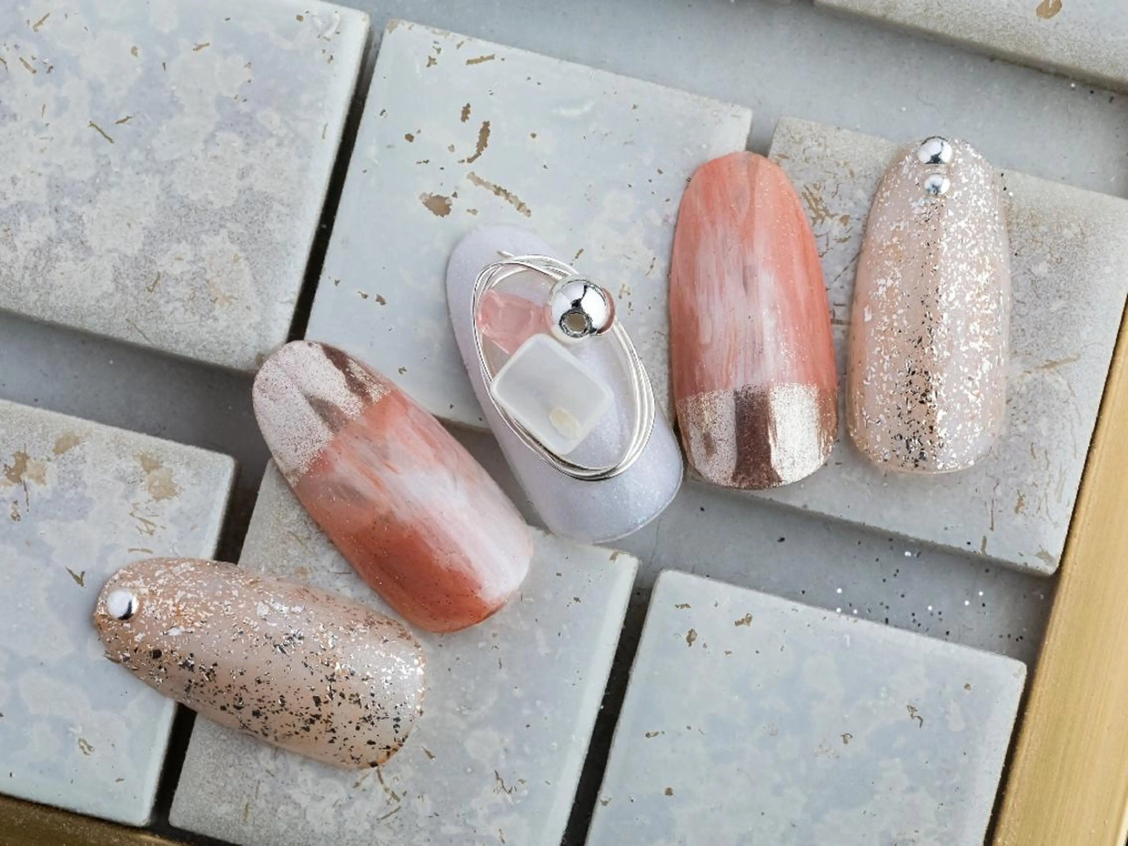 ネイル ゴージャス ニュアンスネイル ハンドネイル private salon mieのネイルデザイン