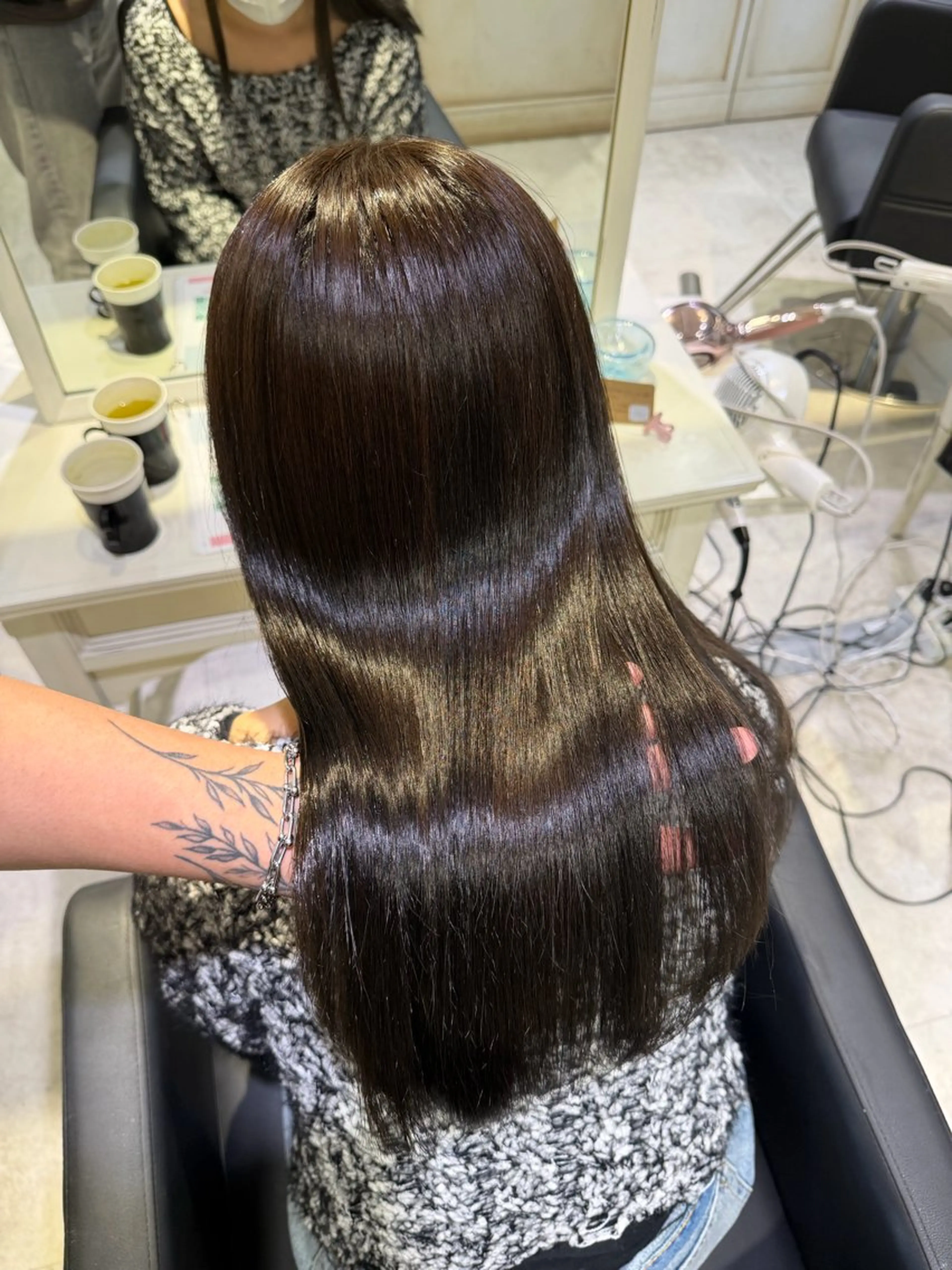 セミロング カット 🟠髪質改善縮毛矯正 YUTO🟠のヘアスタイル