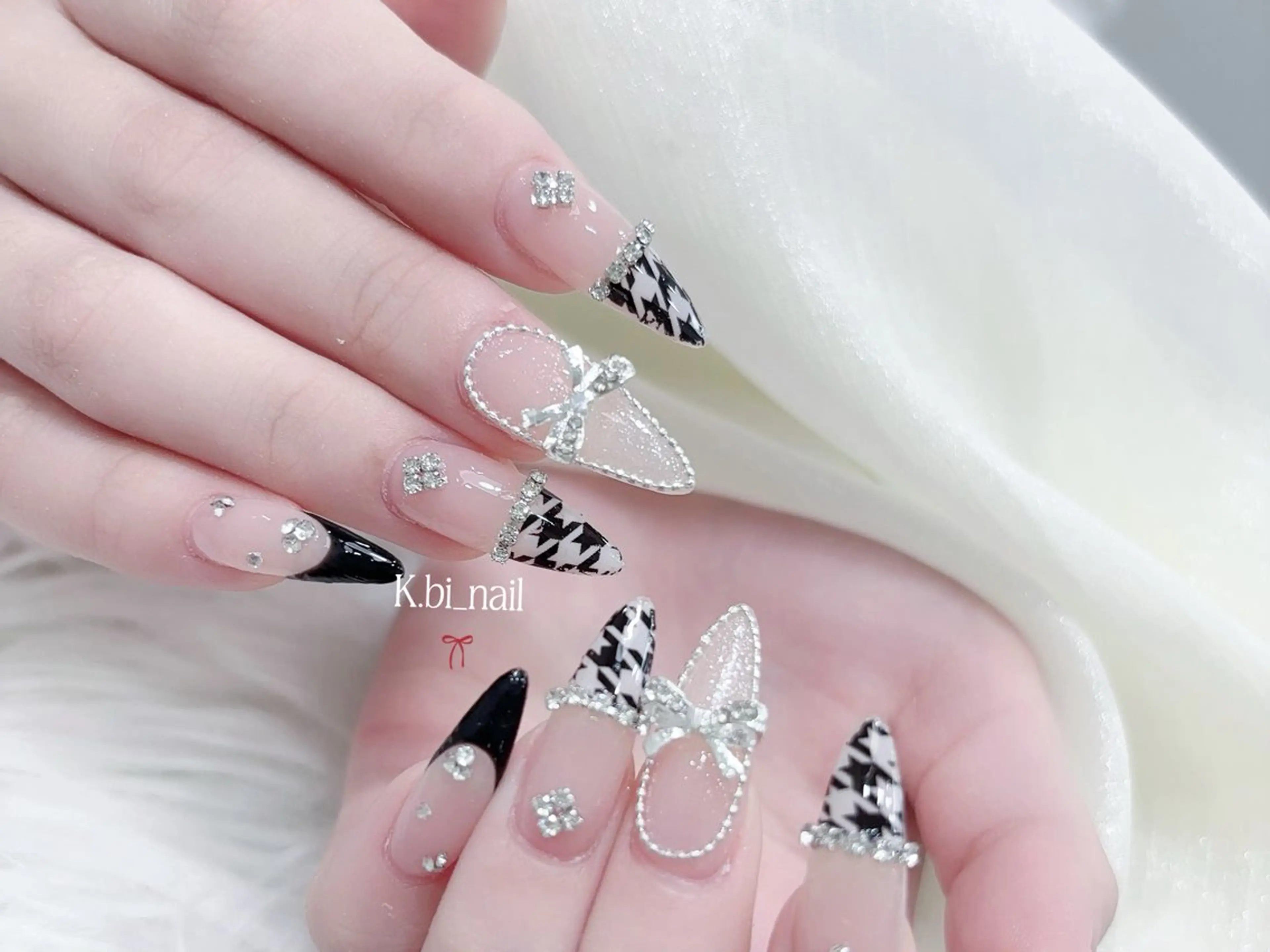 ネイル 成人式 ハンドネイル K.bi_nail ネイル長さ出し専門店のネイルデザイン