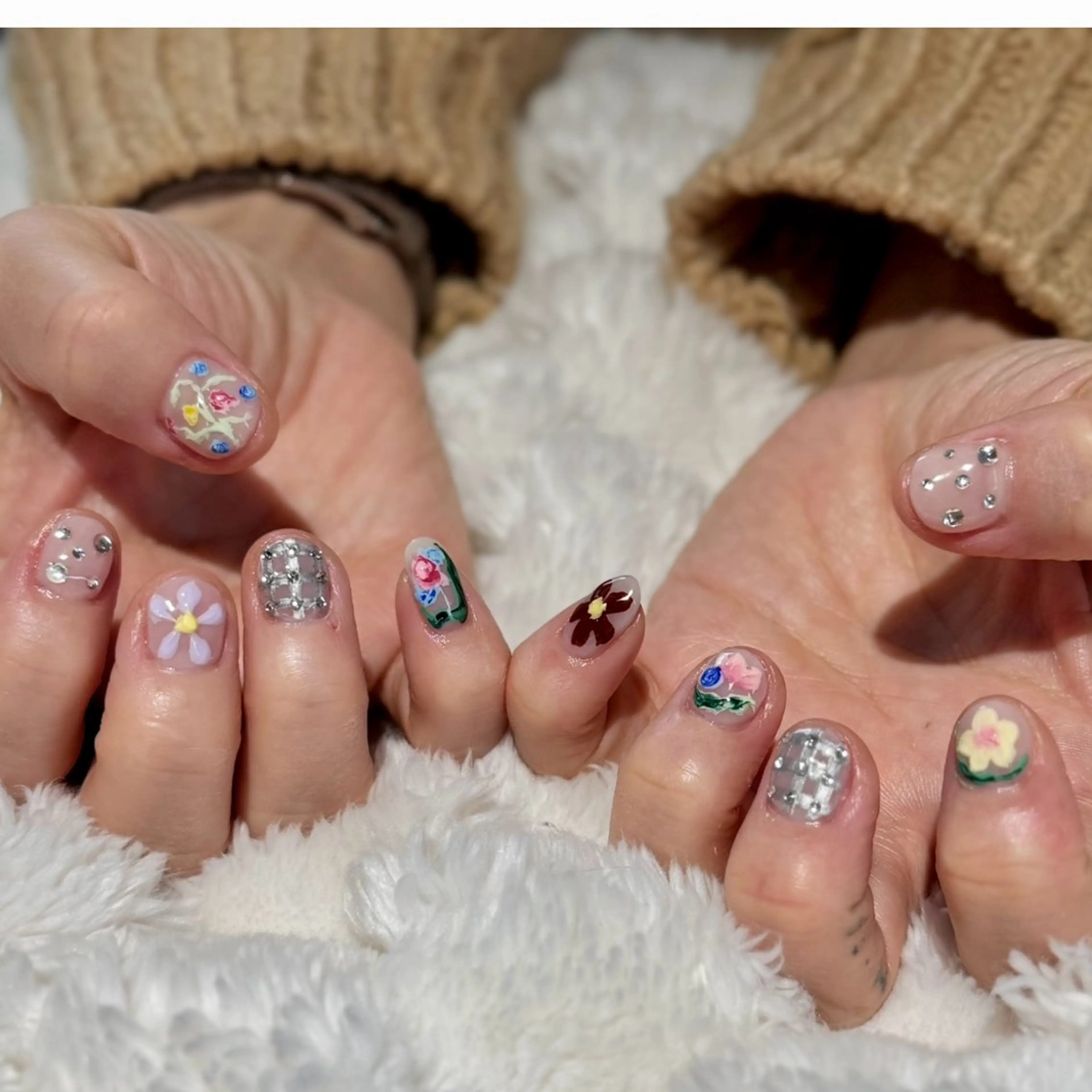 ネイル ハンドネイル m kaori𓃟のネイルデザイン