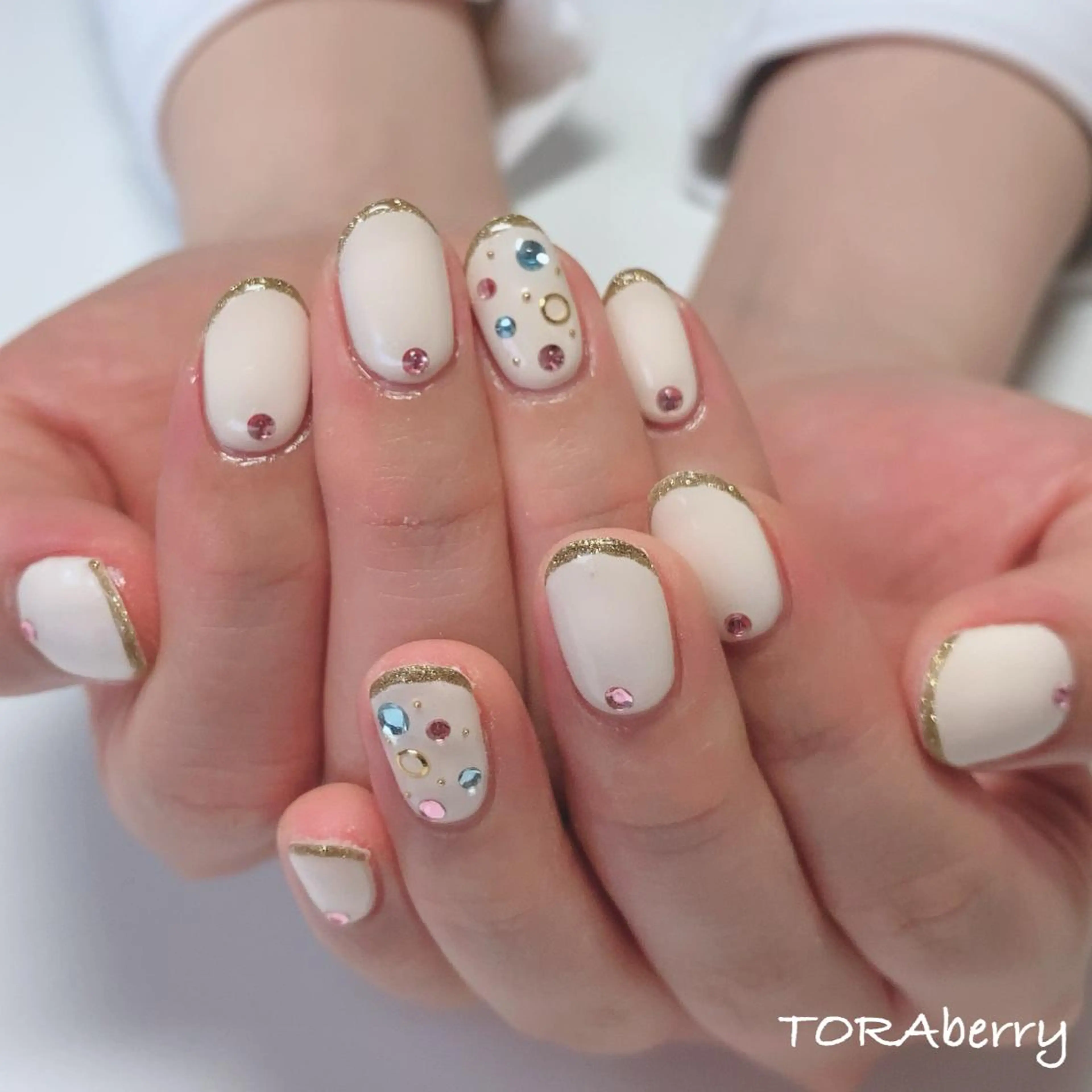 ネイル ハンドネイル ネイリスト なつみのネイルデザイン