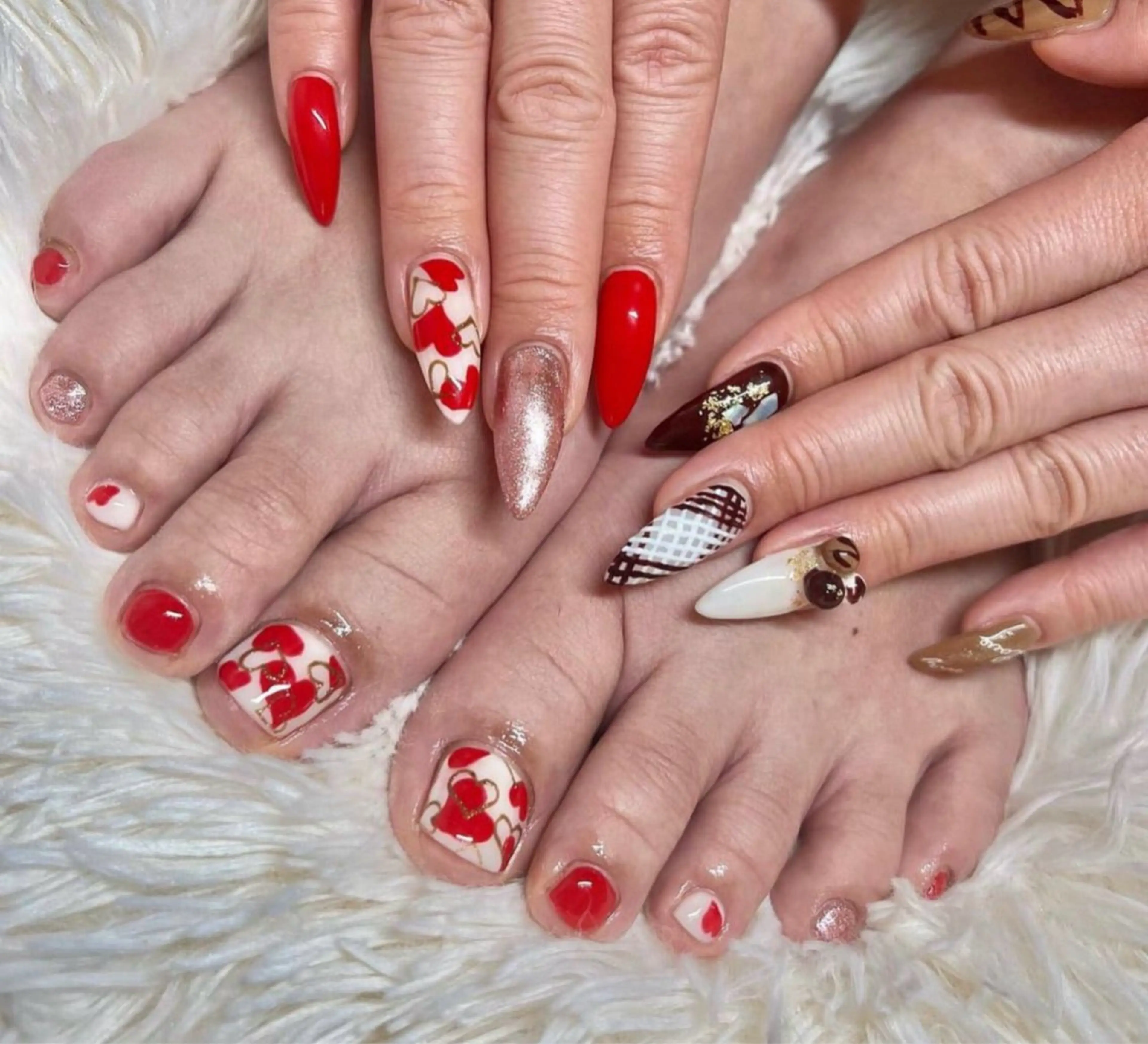 ネイル えくにゃん所属・AMAGASAKI LISAのネイルデザイン