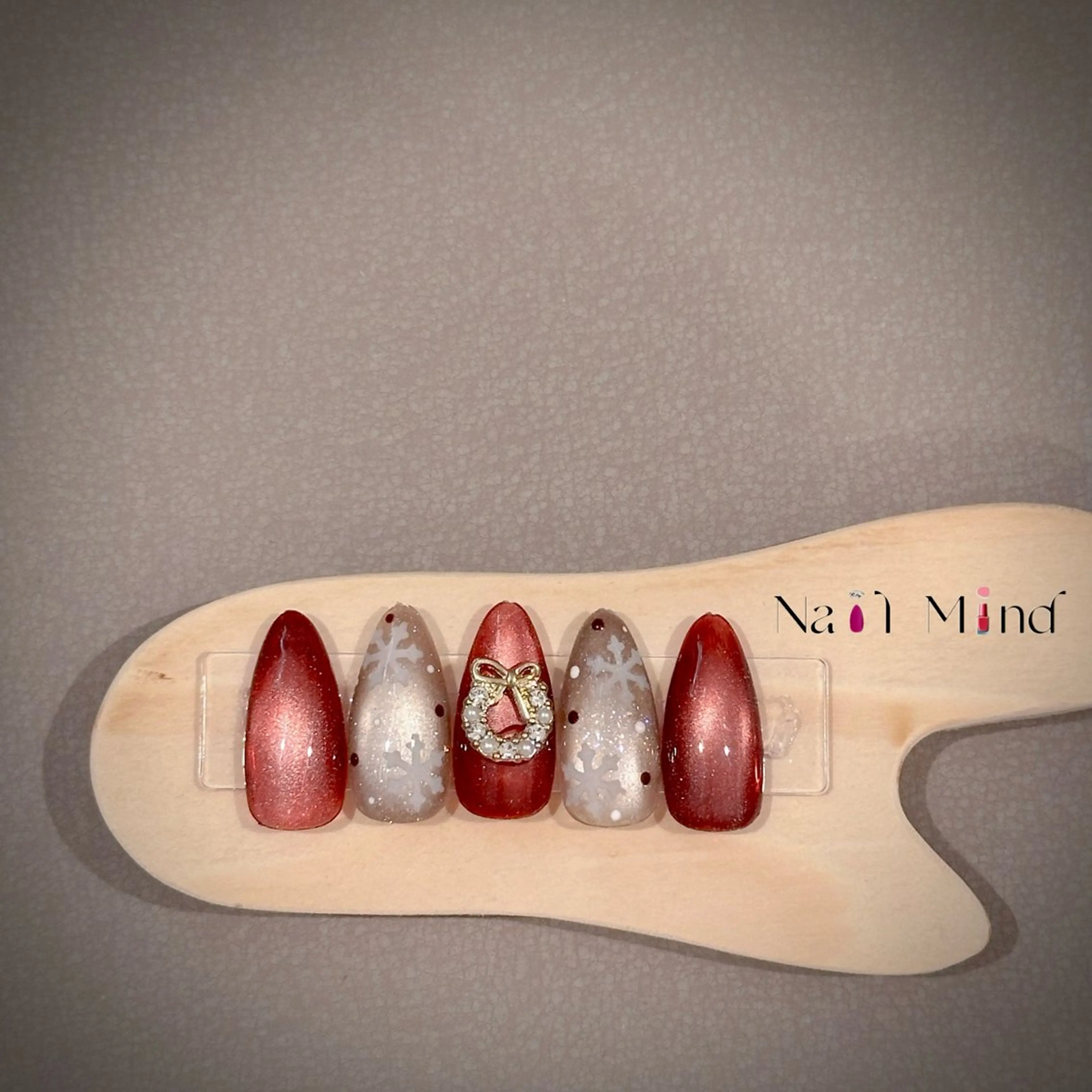 ネイル 冬ネイル クリスマス ハンドネイル Nail Mind (NaONail）のネイルデザイン