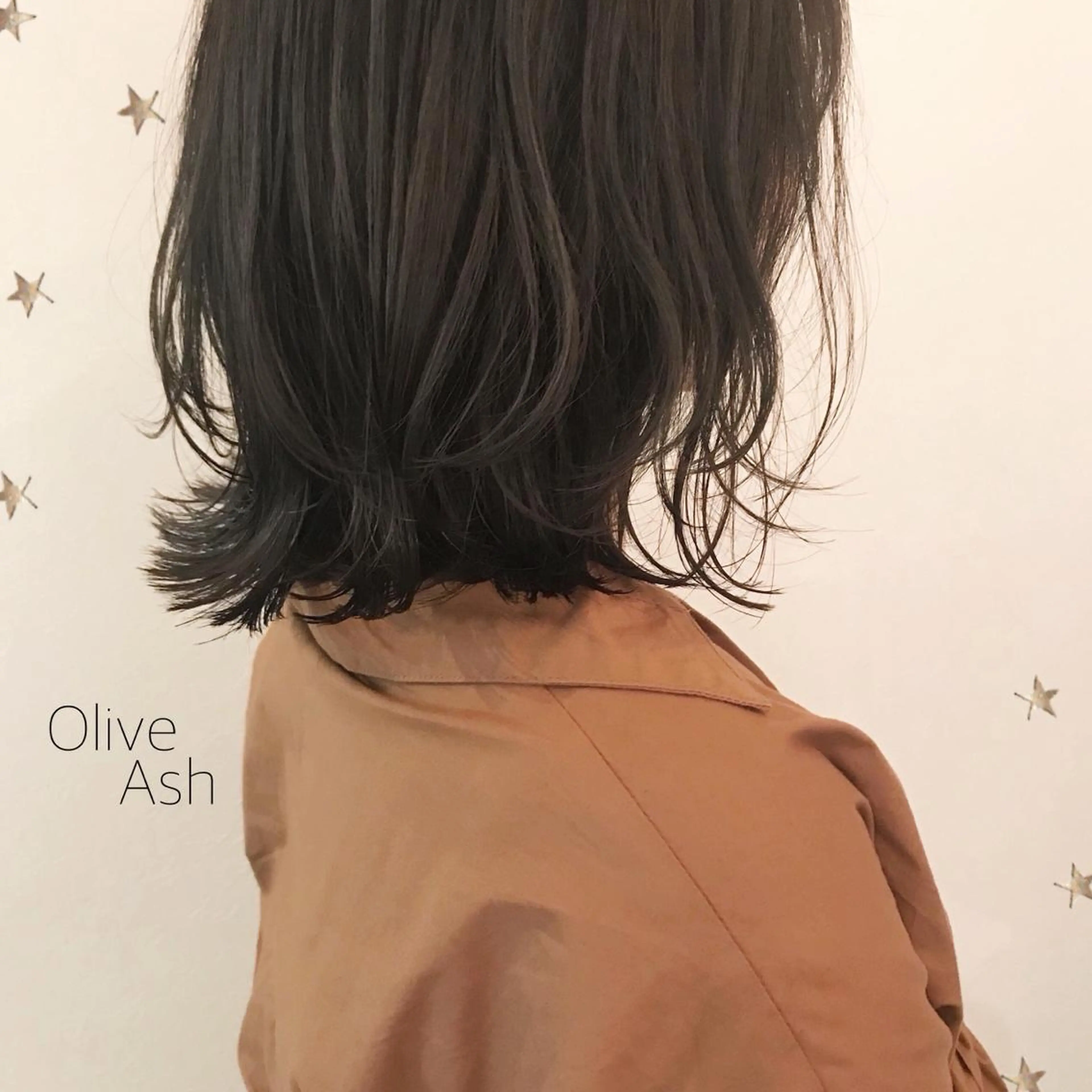 ミディアム カラー 市川 千夏のヘアスタイル