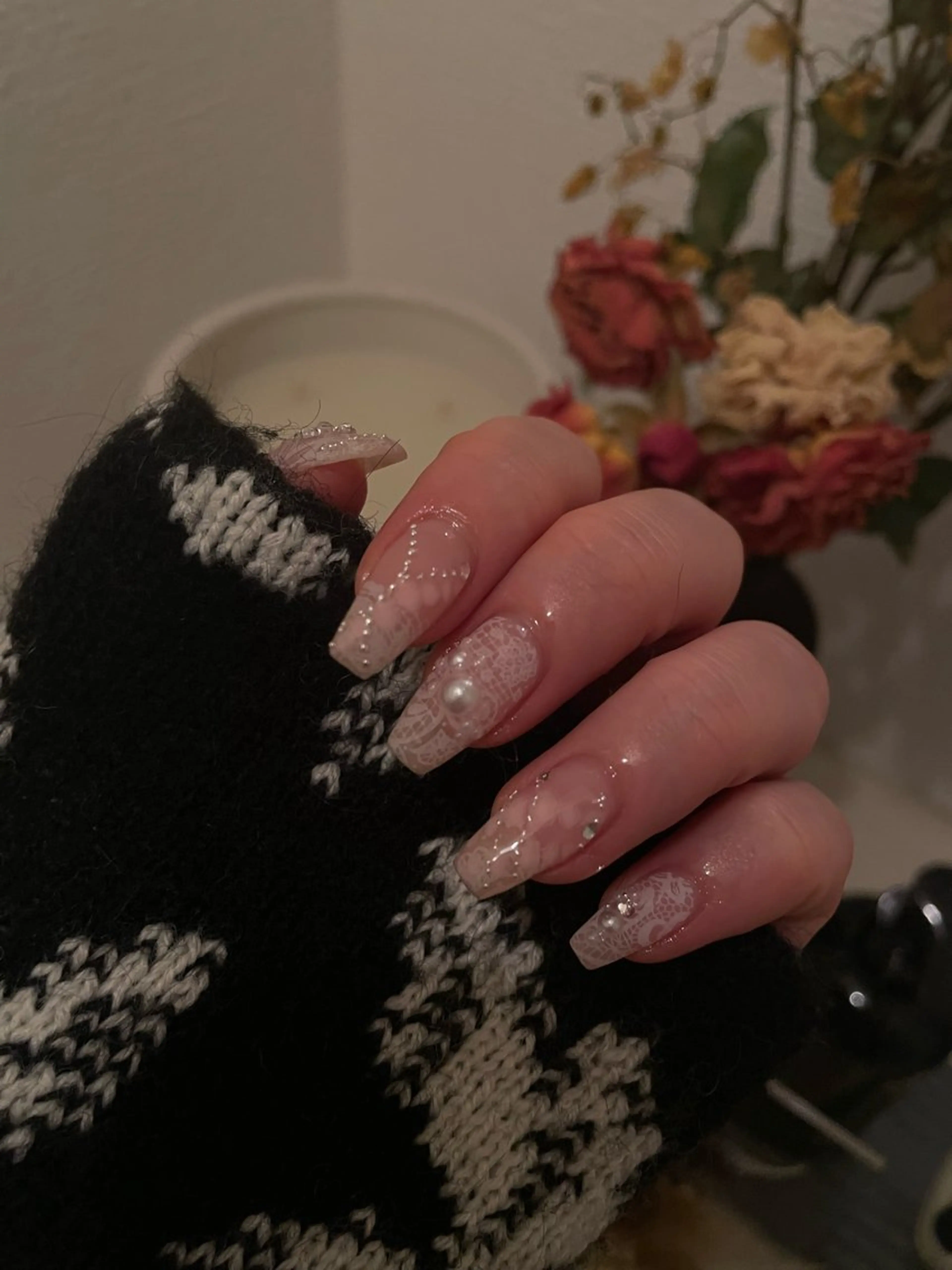 ネイル ハンドネイル フットネイル with hues AYAのネイルデザイン