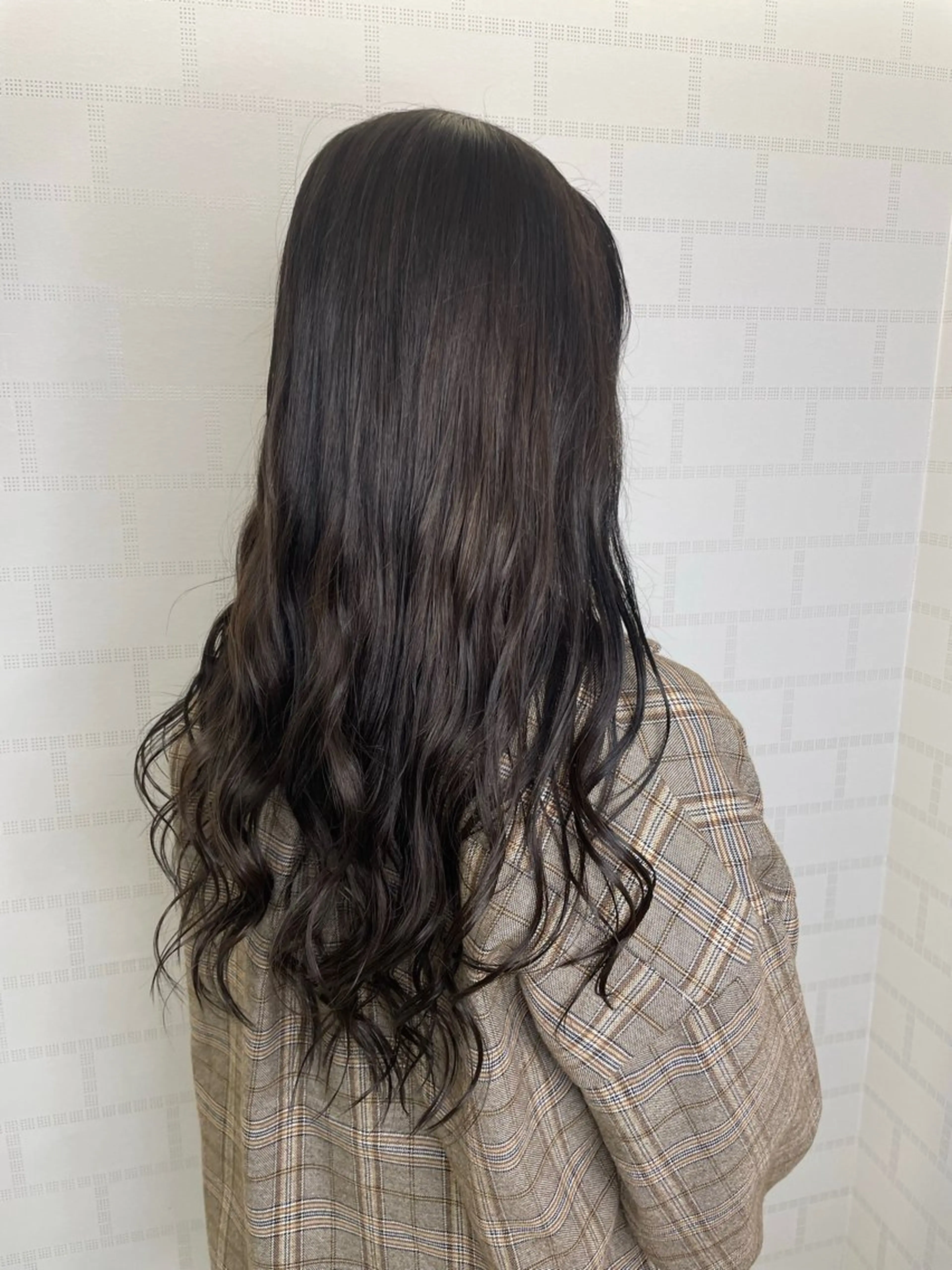 ロング カラー ブリーチ ブラウンカラー 透明感カラー イルミナカラー ブリーチなしカラー カット ヘアカラー メンズパーマ/カット / 古川 諒のヘアスタイル