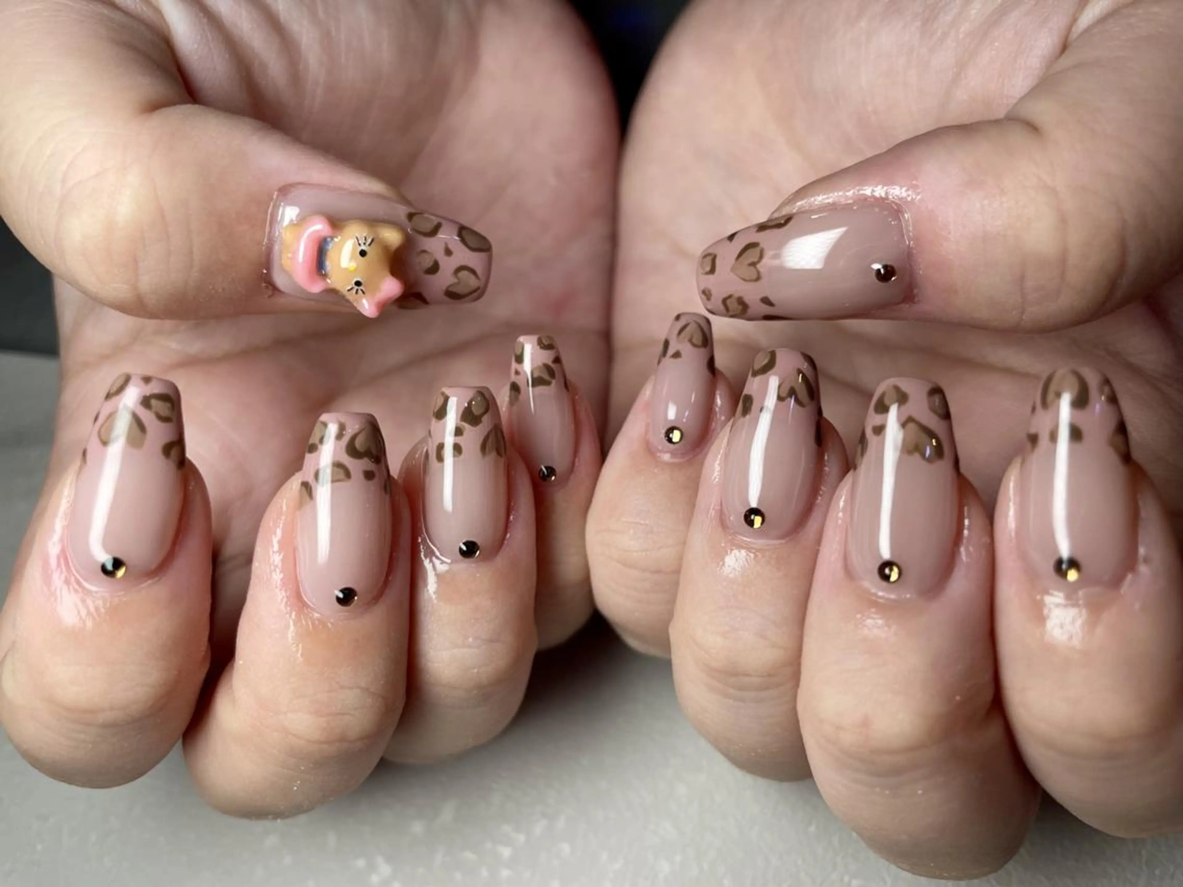 ネイル elu hのネイルデザイン