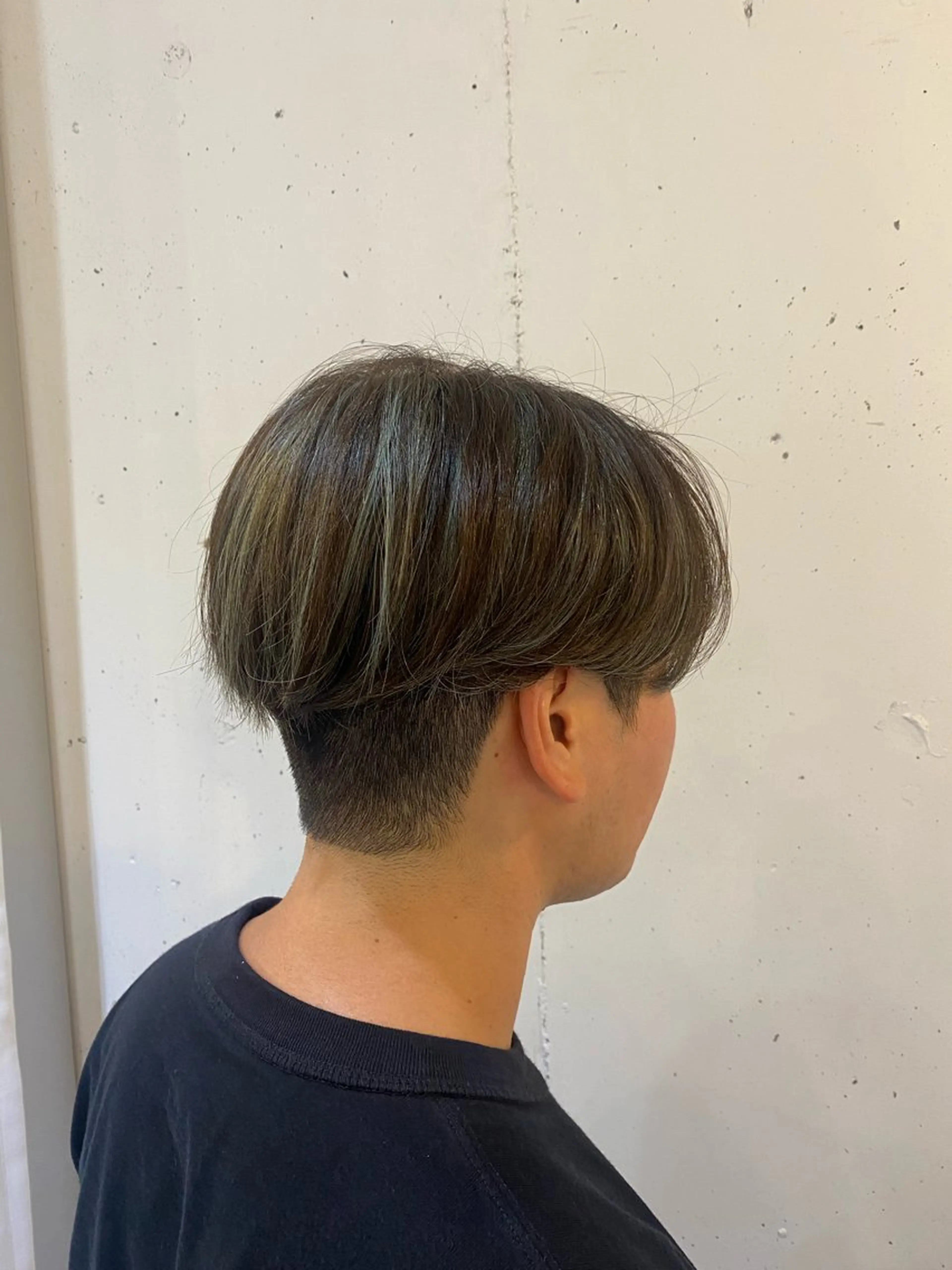 カラー ハイライトカラー . SHIZUKAのヘアスタイル