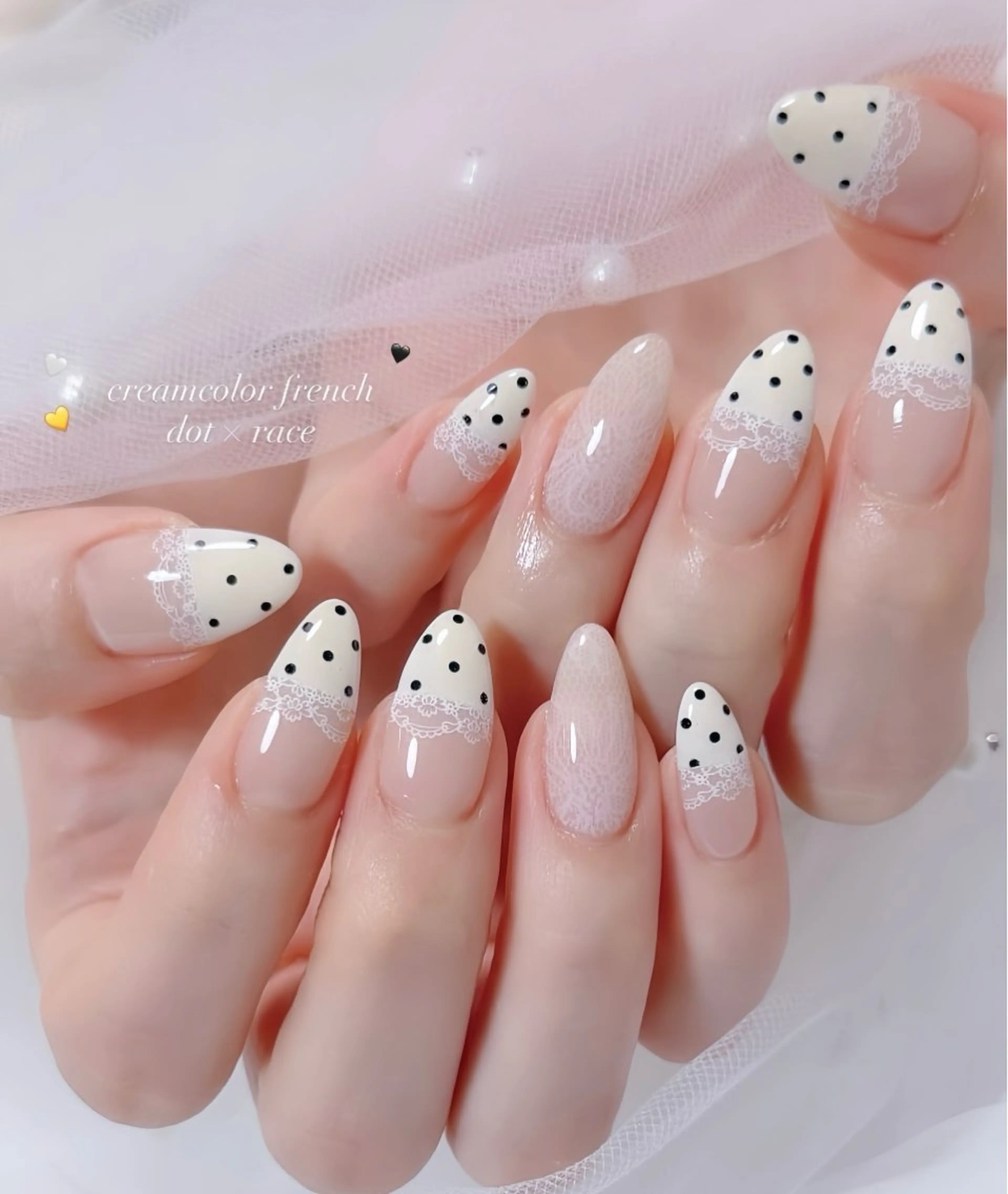 ネイル オーロラネイル チークネイル 桜ネイル クリアネイル ドット ハンドネイル Rin Nail Shinokuboのネイルデザイン