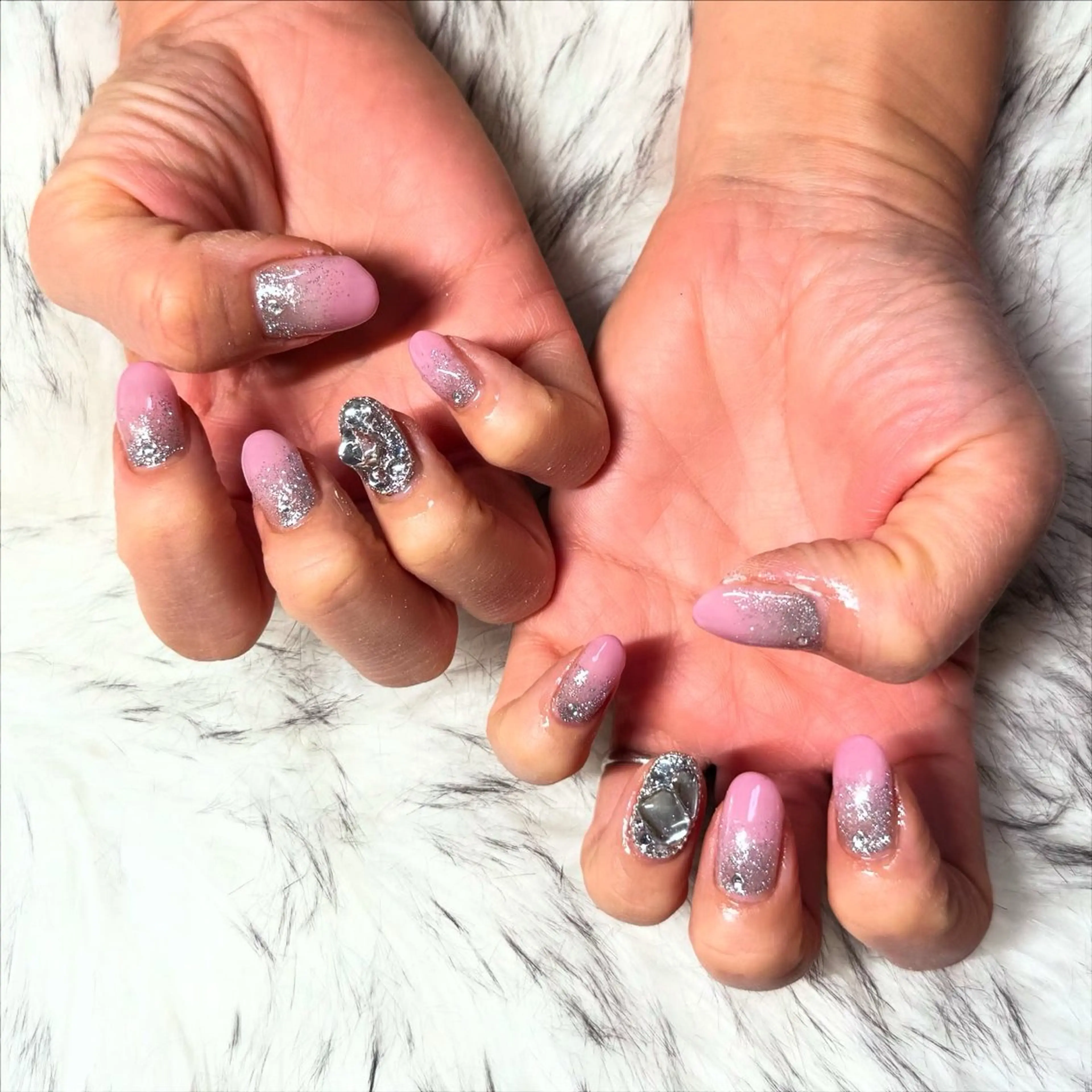 ミディアム ハンドネイル mao .のネイルデザイン