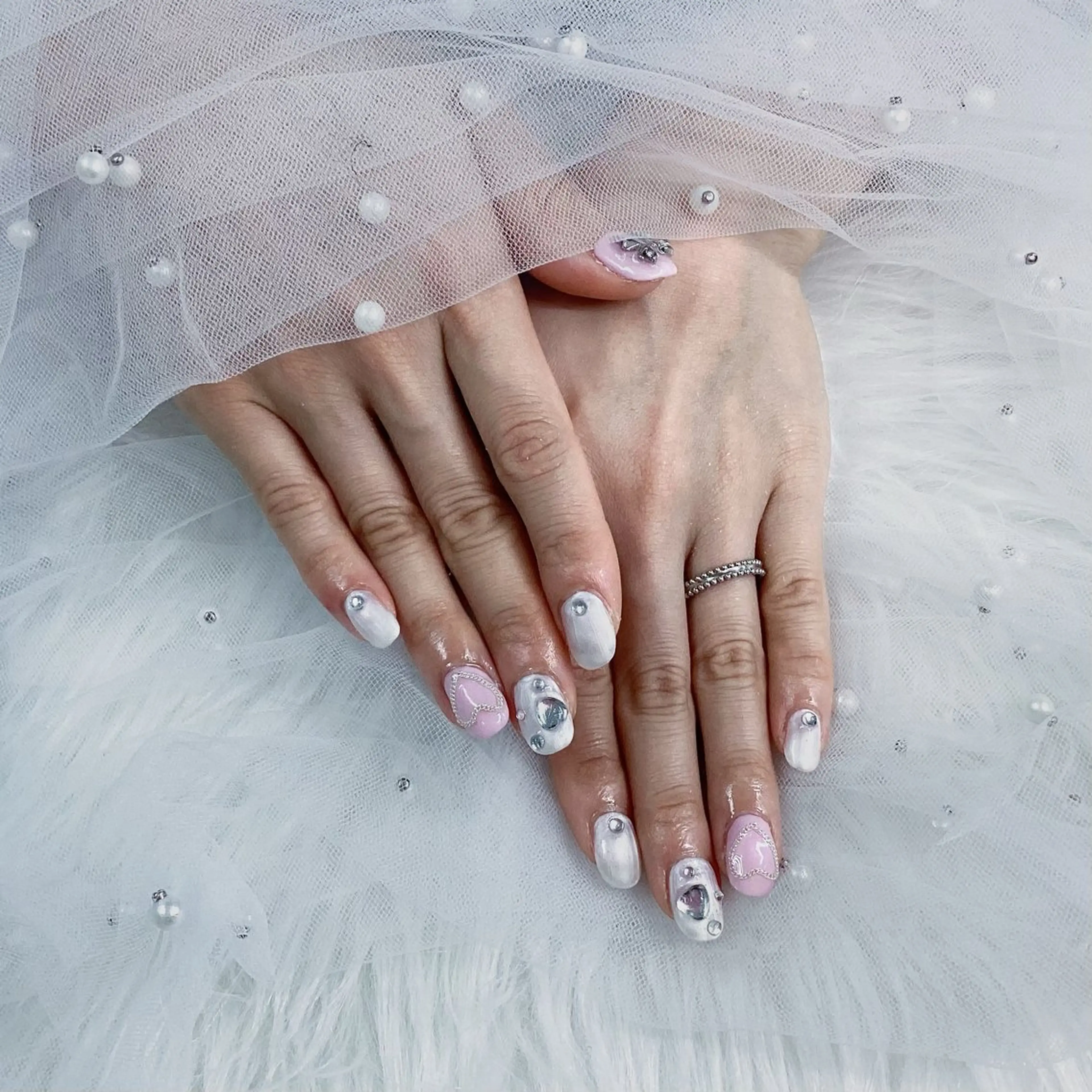 ネイル パーツ全部¥110 サロンミミのネイルデザイン