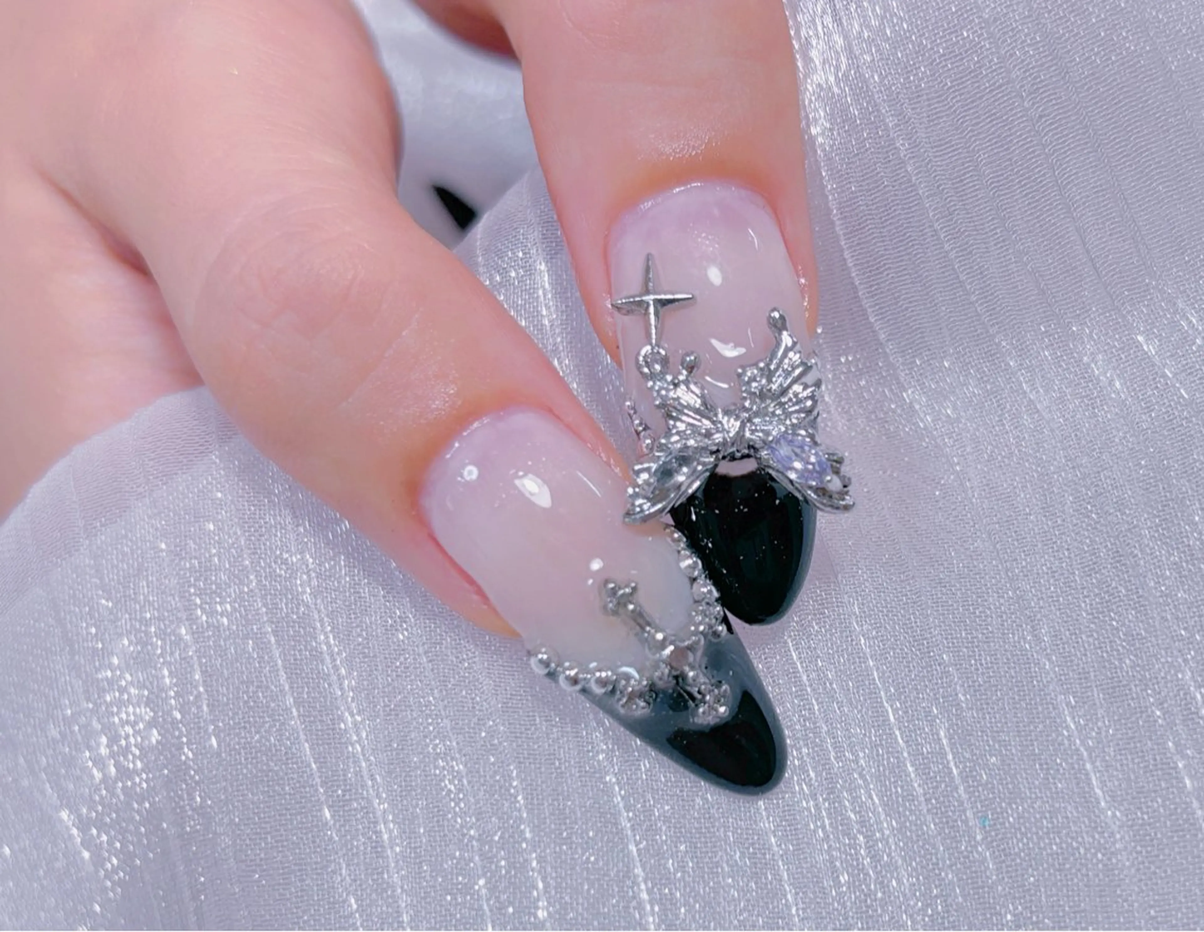 ネイル ハンドネイル ネイルサロン エクラ 🌹【スカルプ専門】のネイルデザイン