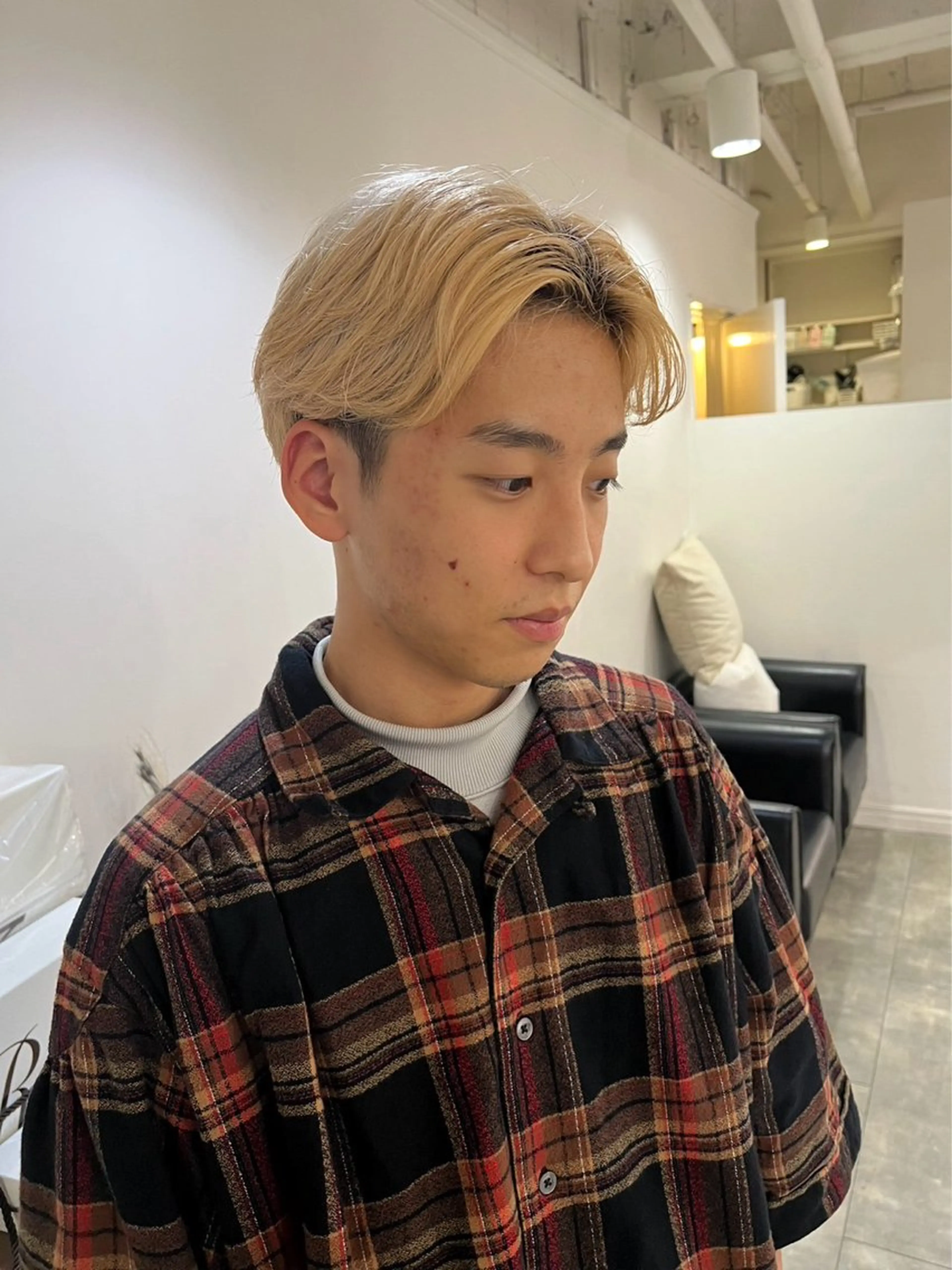 【メンズ限定】メンズカット+ダブルカラー(全頭ブリーチ+カラー/9000円の写真