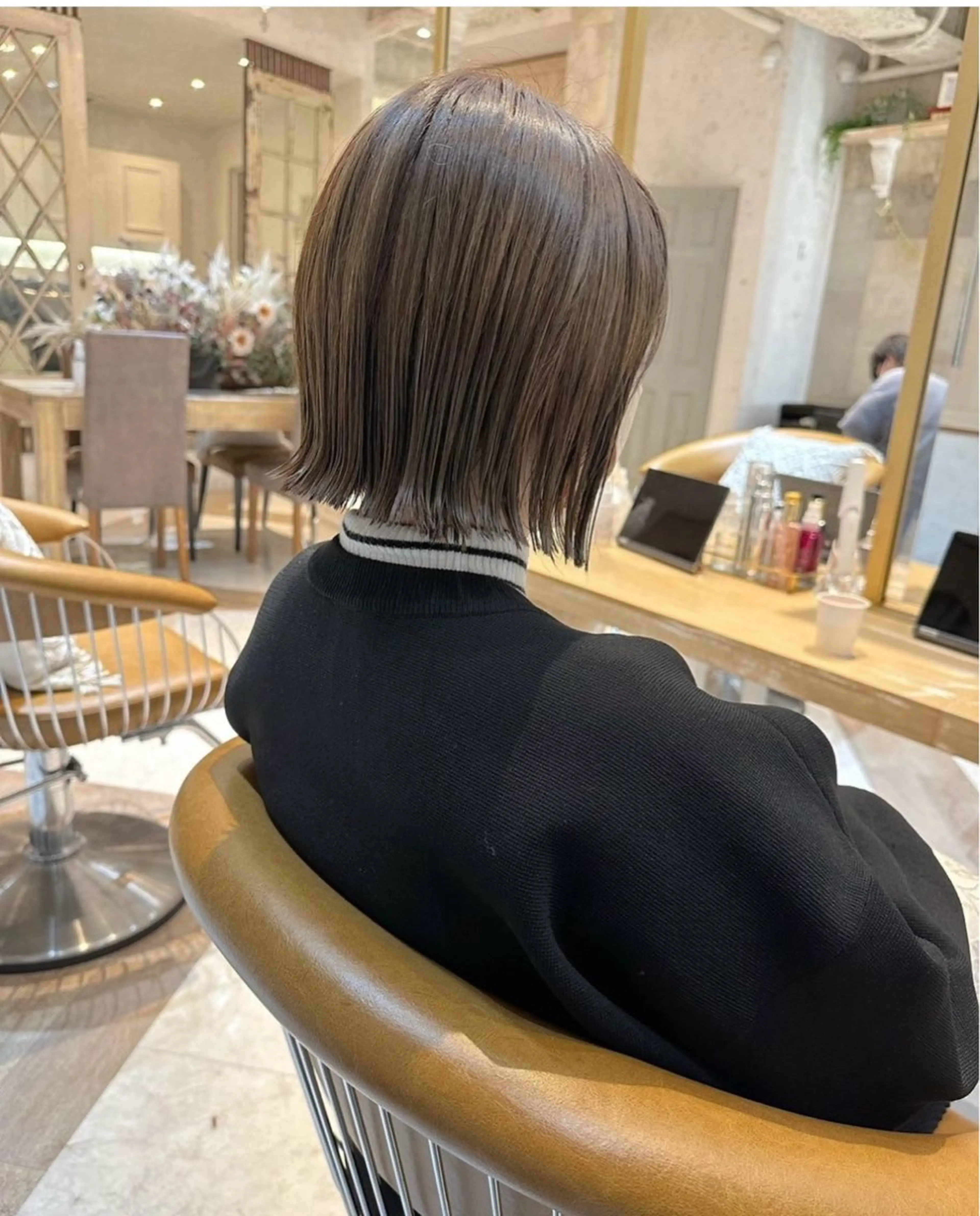 ショート カラー ❤️ブリーチなし💚 ダブルカラー平野実花のヘアスタイル