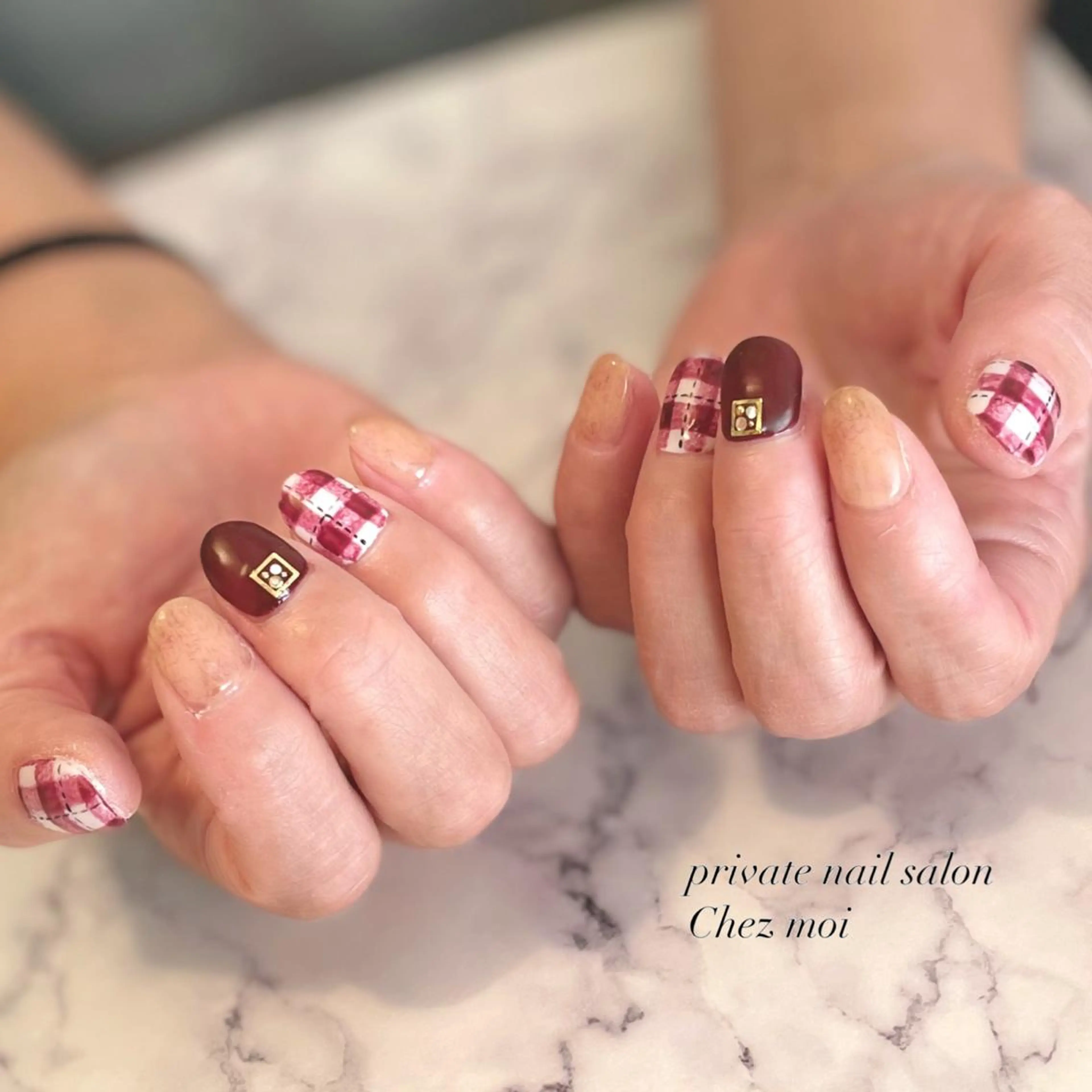 ネイル KOMINE TOMOKOのネイルデザイン