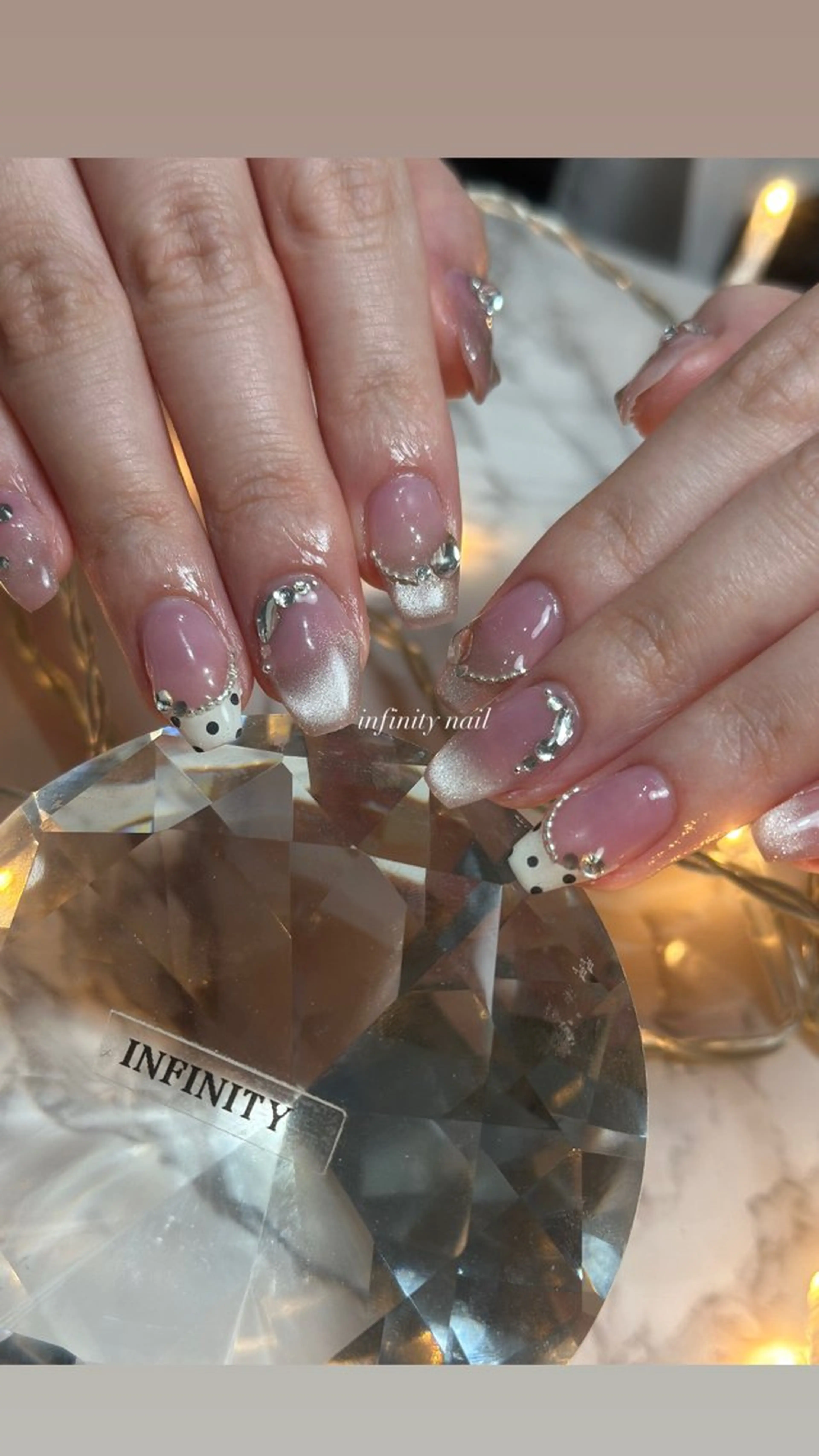 ネイル ドット ワンホンネイル ハンドネイル INFINITY Sachiのネイルデザイン