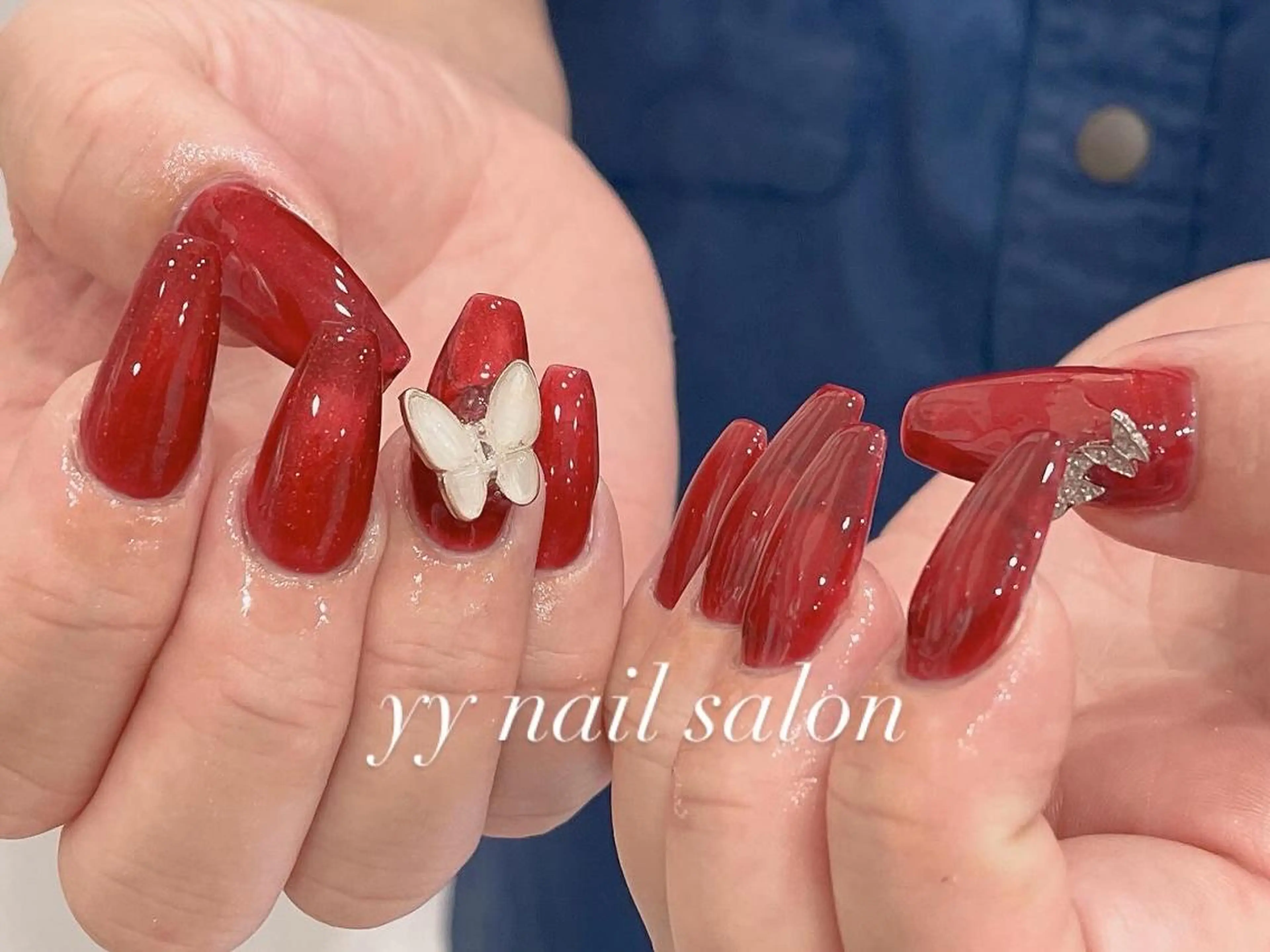 ネイル Rainrain💧 パーツ豊富、やり放題のネイルデザイン