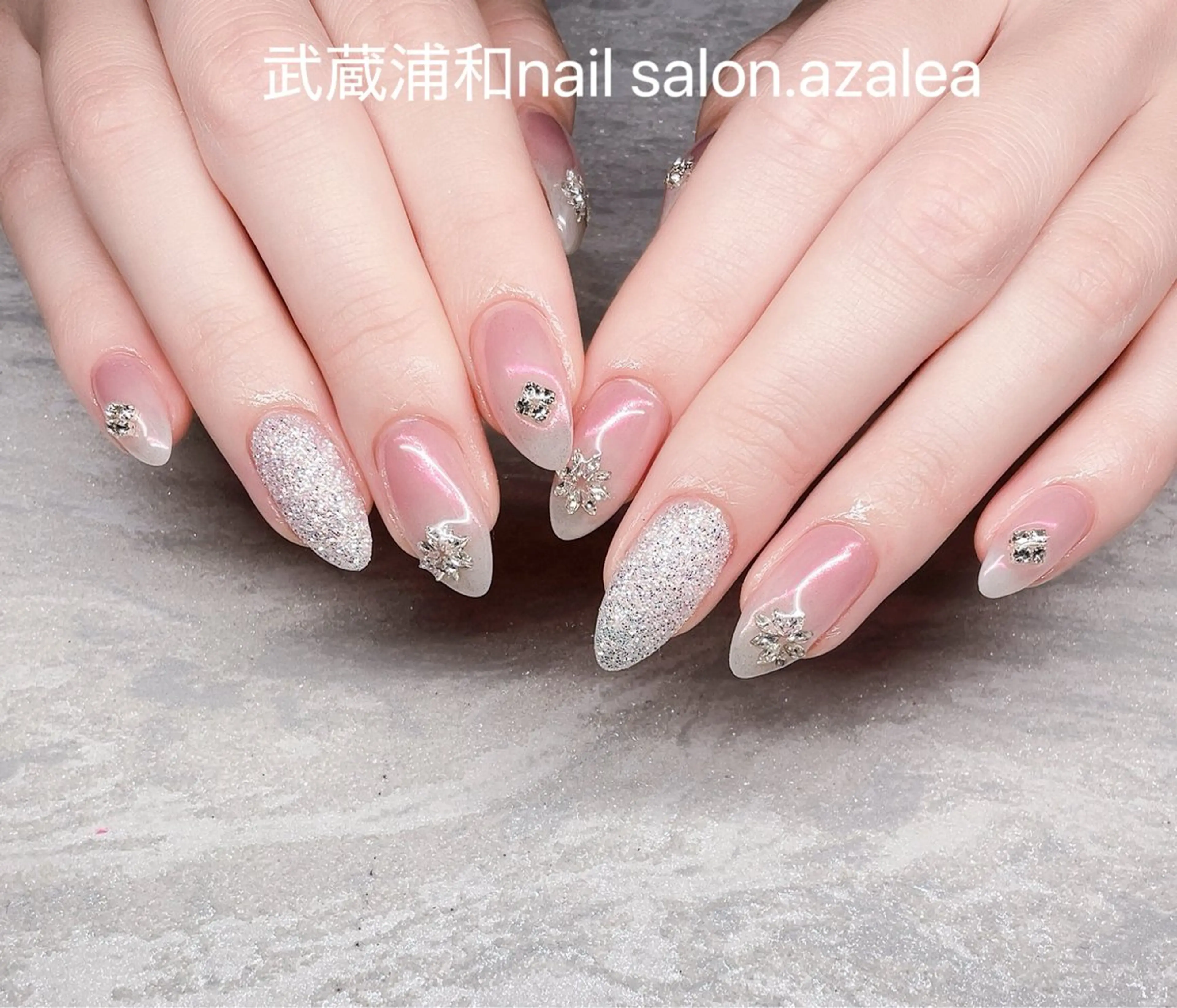 ネイル ハンドネイル R inのネイルデザイン