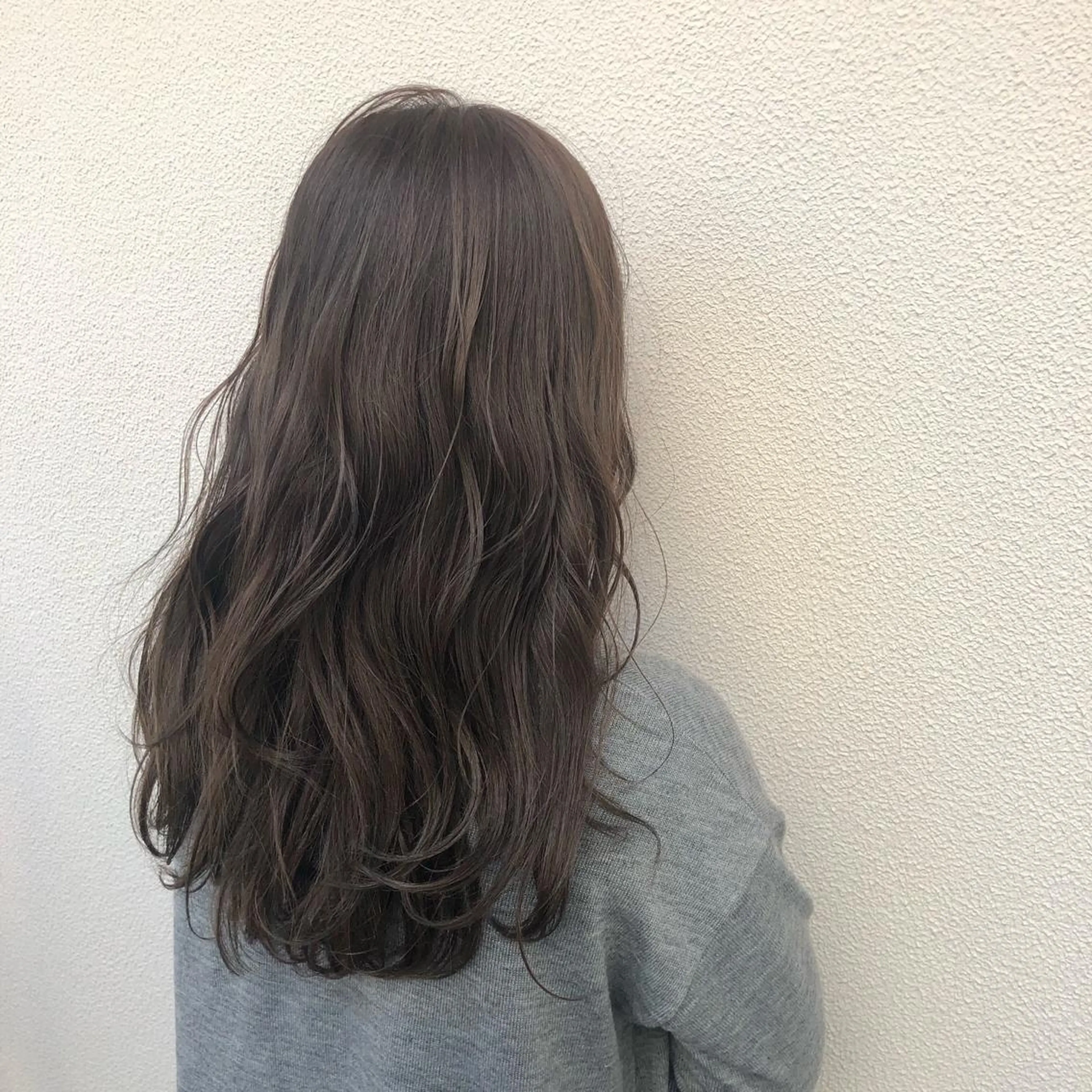ミディアム カラー ヘアアレンジ ブリーチ ケアブリーチ 早瀬裕之 パーマのヘアスタイル