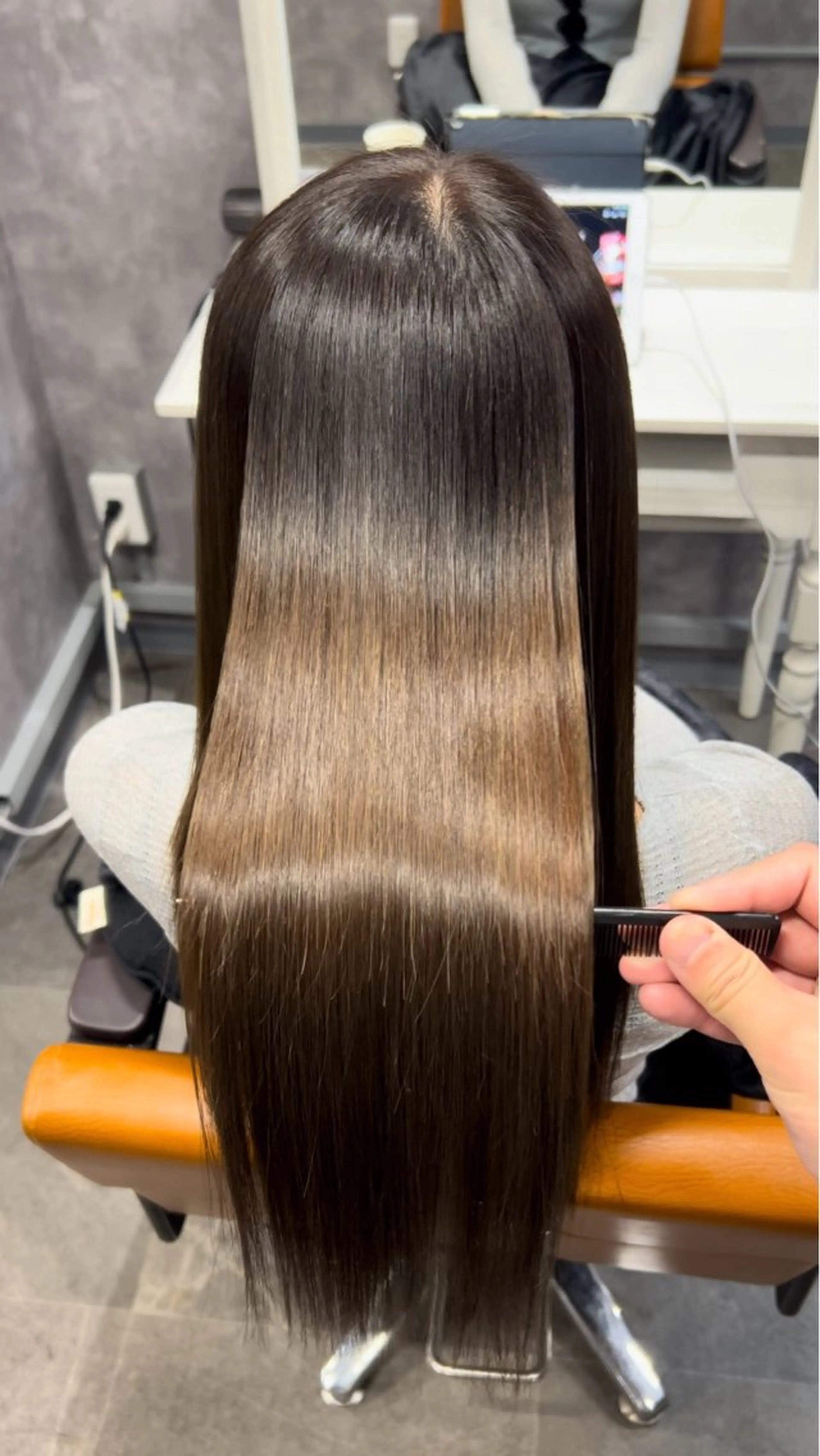 ロング ナナシ所属・✨髪質改善／縮毛矯正 木村和司✨のヘアスタイル