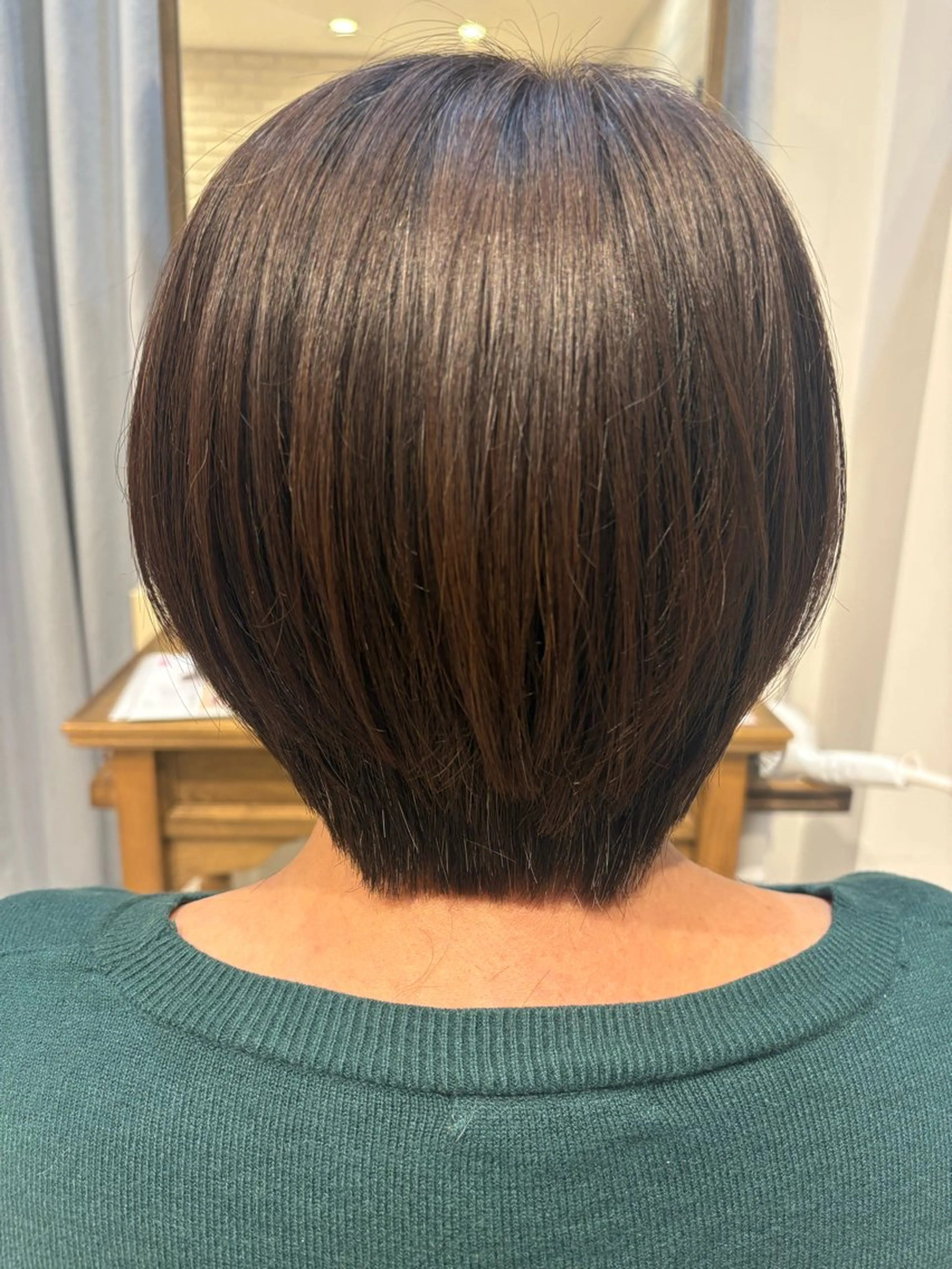 ショート 水野 詩織のヘアスタイル