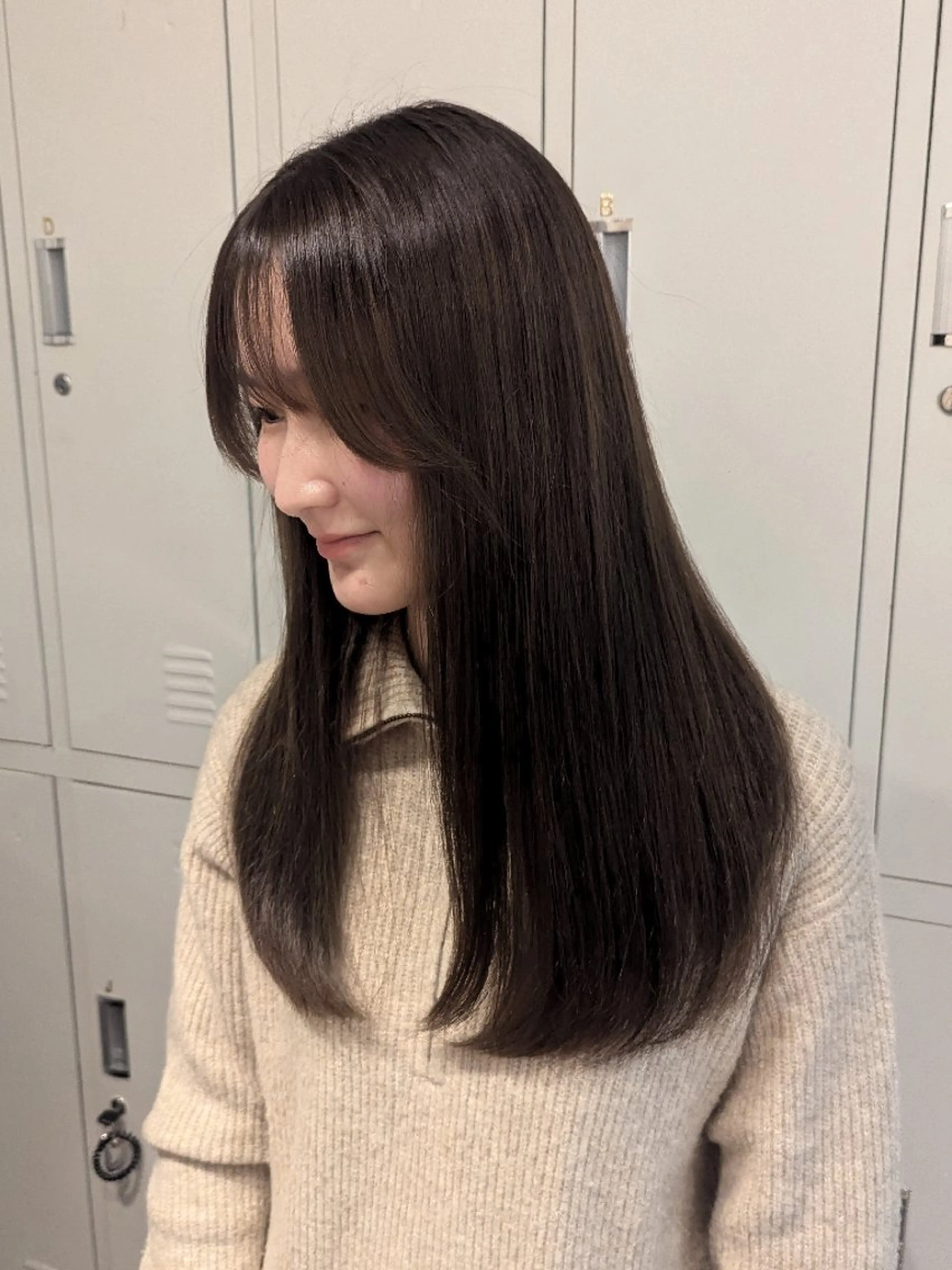 ロング カラー ベージュカラー オリーブベージュ 🏹MIYU￤抜け感 ×柔らかカラーのヘアスタイル