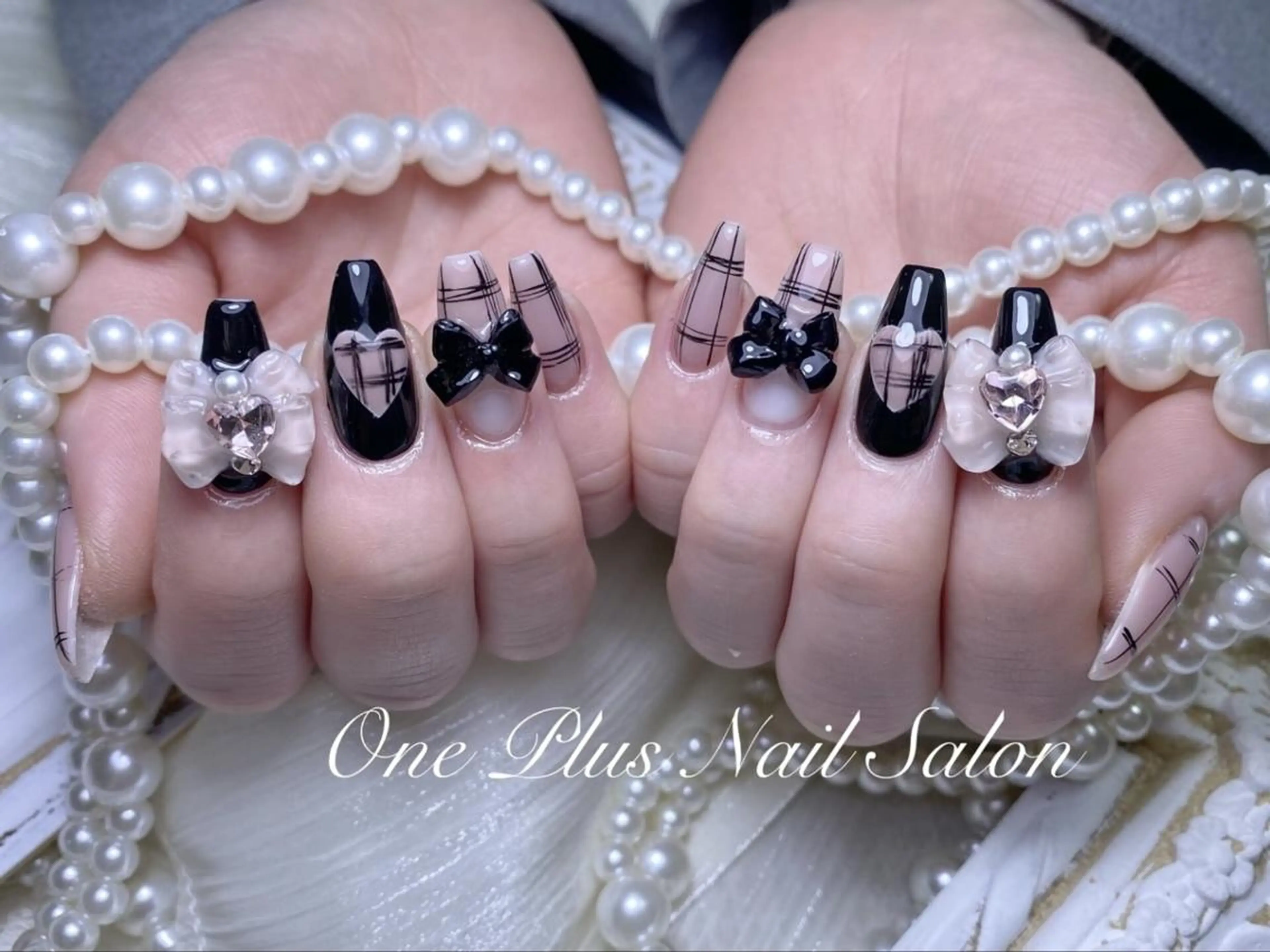 ネイル 持ち込み ピンク 夏ネイル One Plus Nail Salonのネイルデザイン