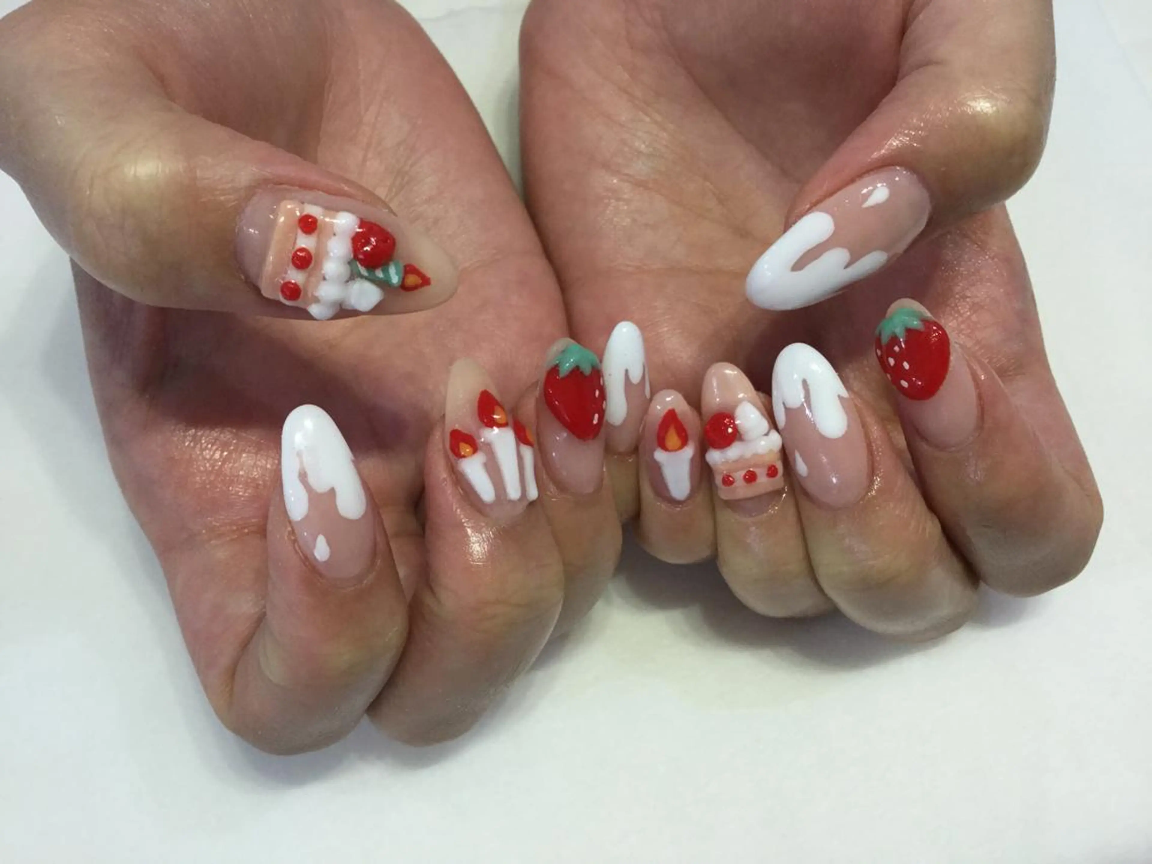 ネイル ハンドネイル 💎🐰 saki. m 🐰💎のネイルデザイン